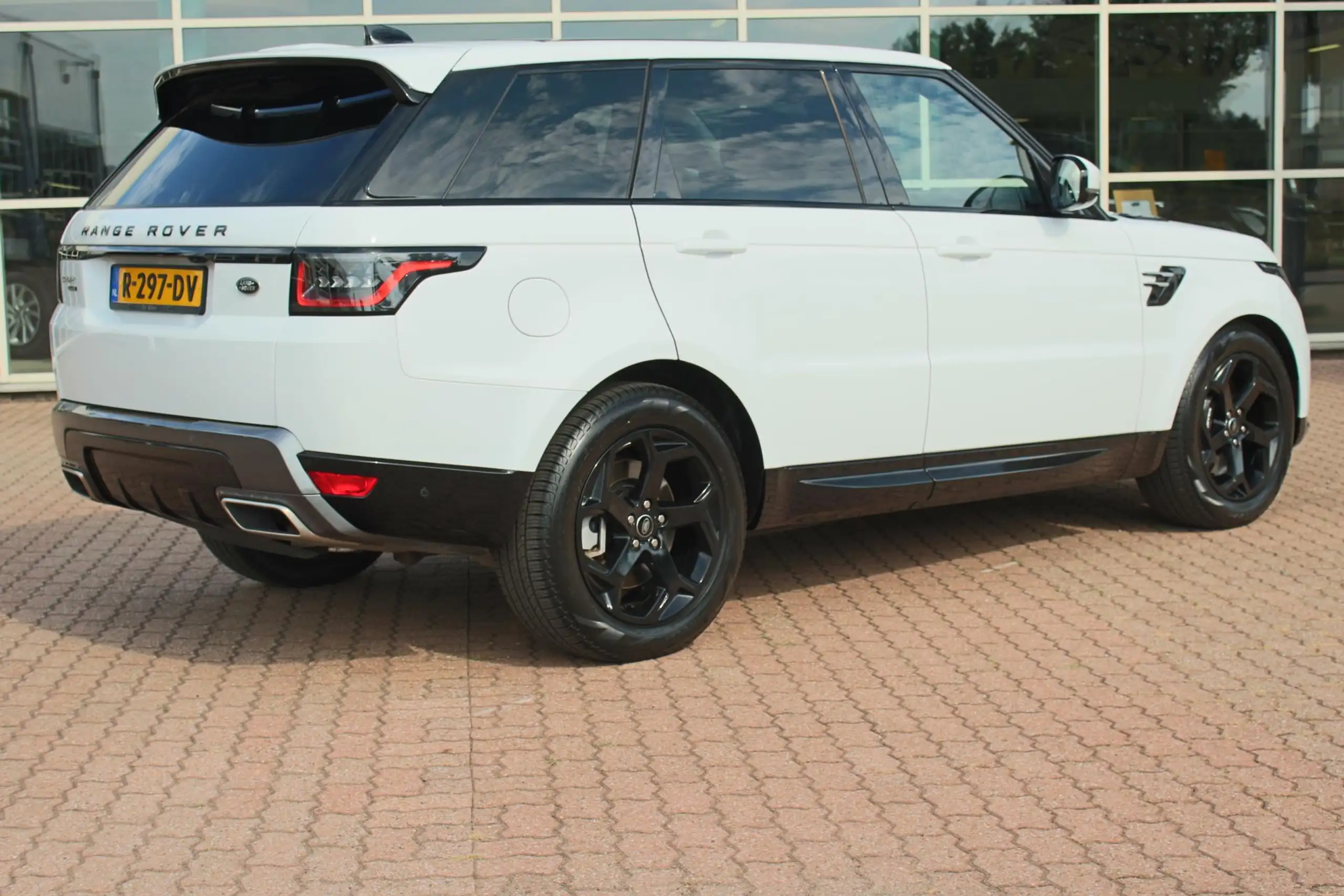 Land Rover - Range Rover Sport