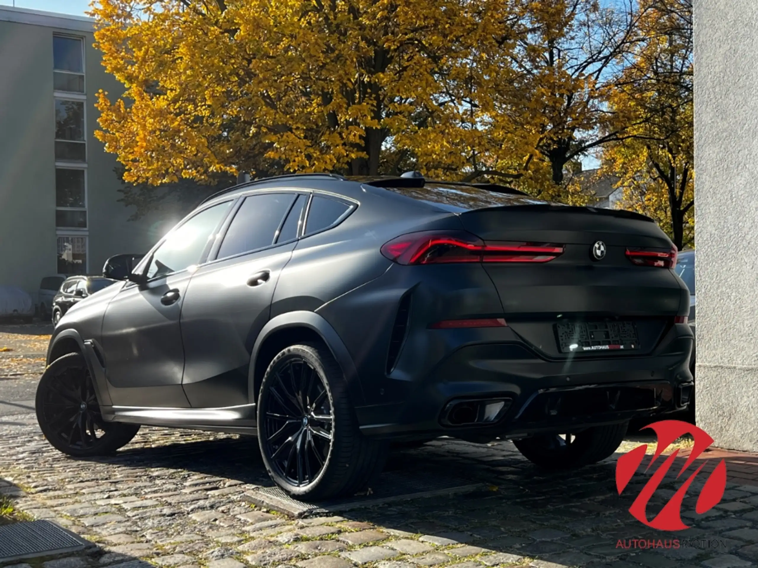 BMW - X6