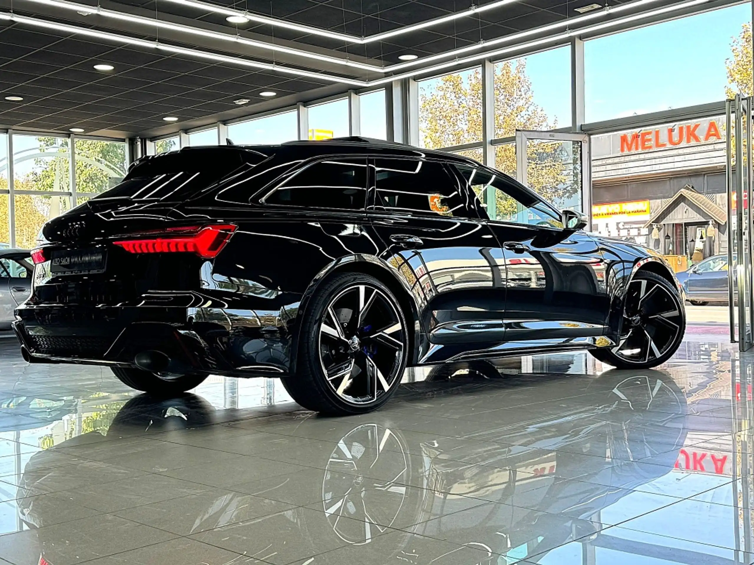 Audi - RS6