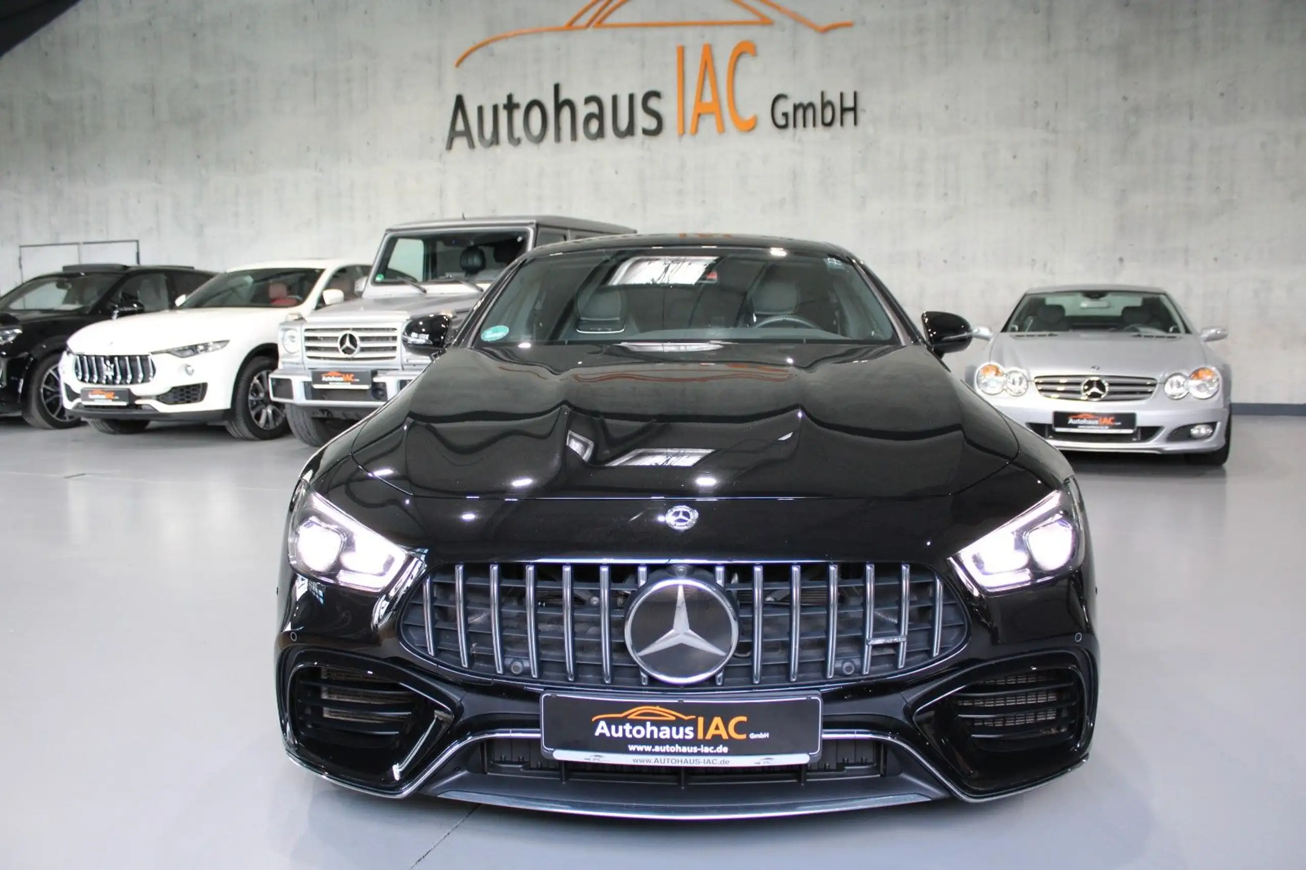 Mercedes-Benz - AMG GT