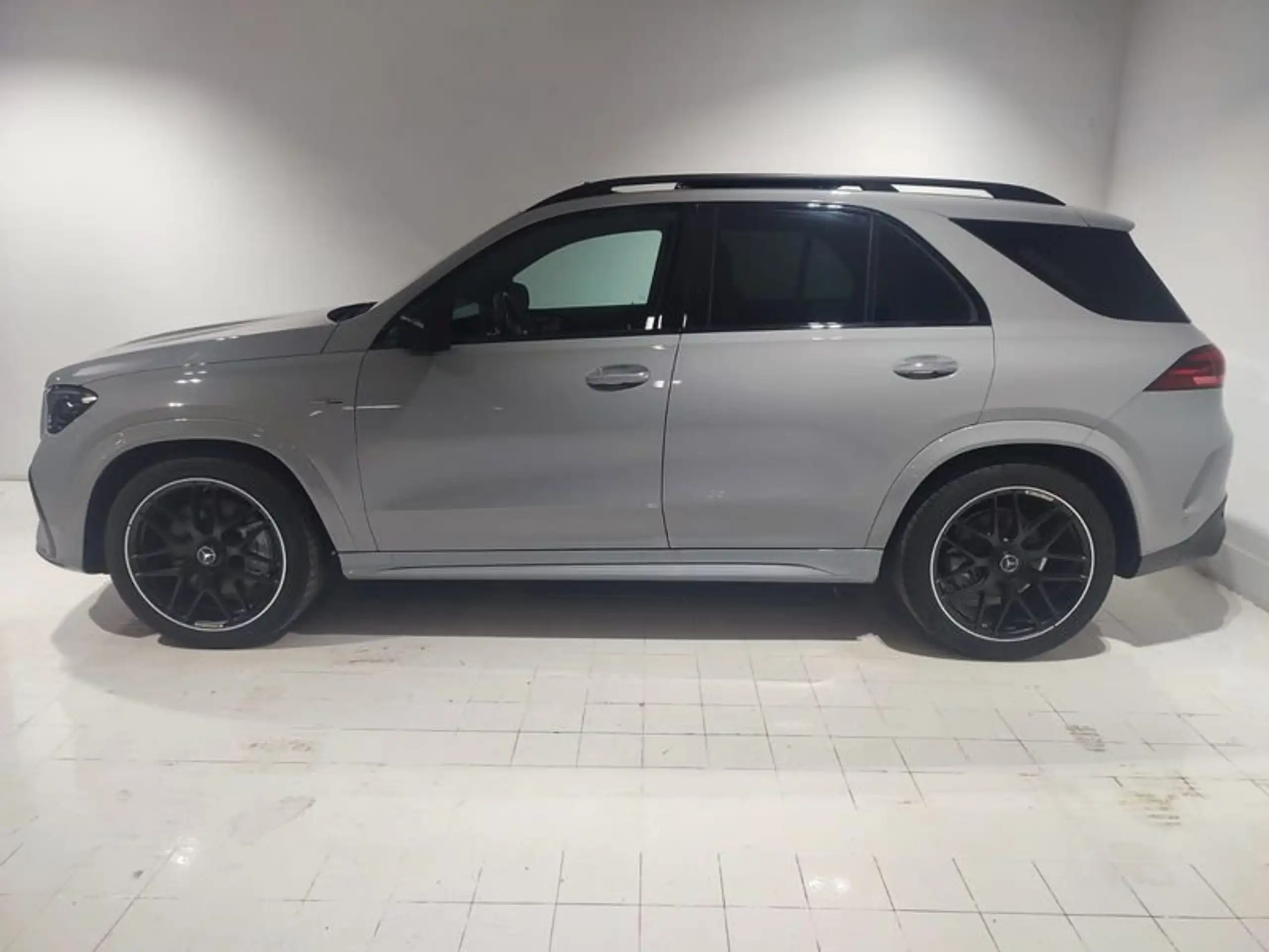 Mercedes-Benz - GLE 53 AMG