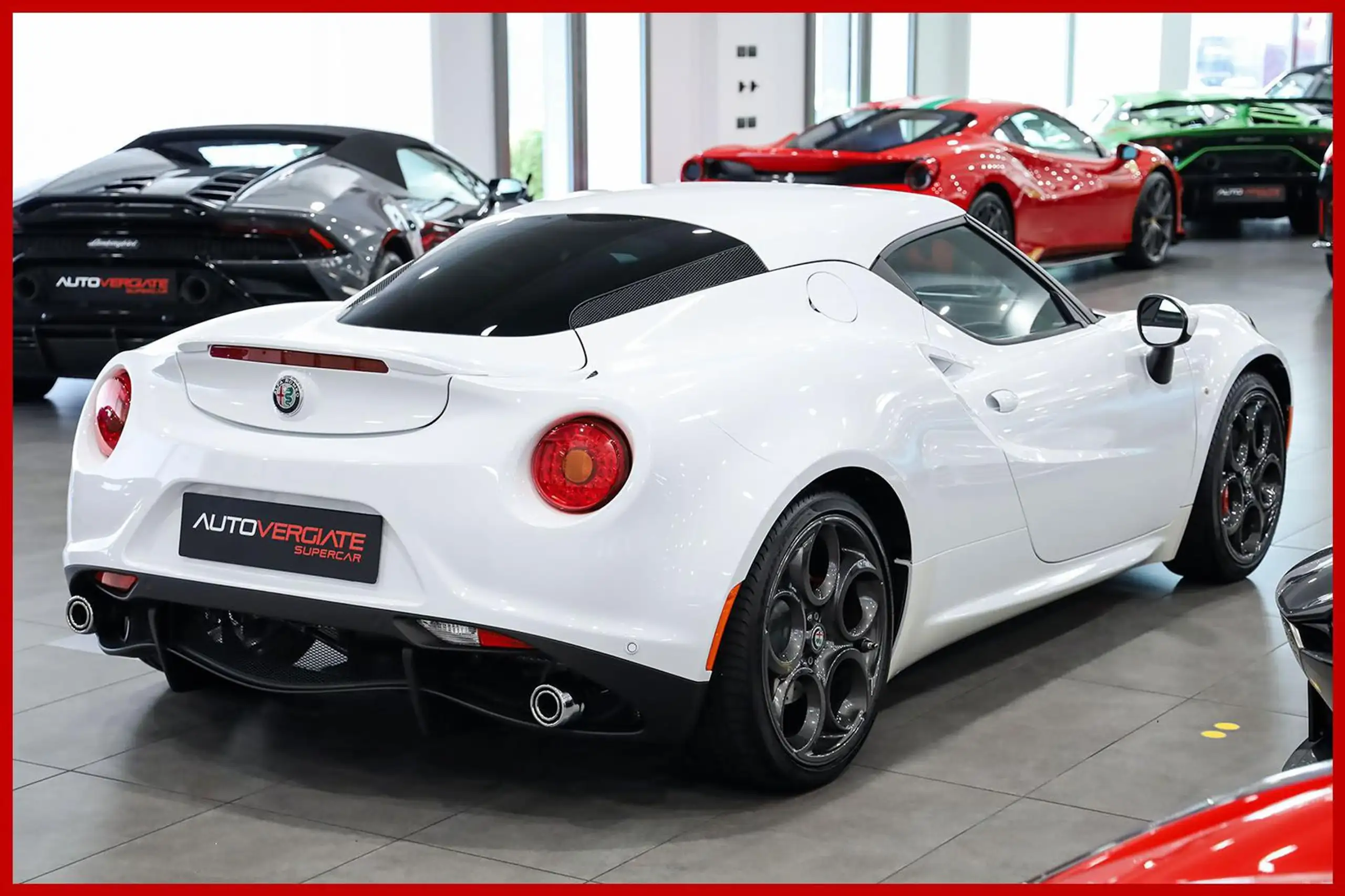 Alfa Romeo - 4C