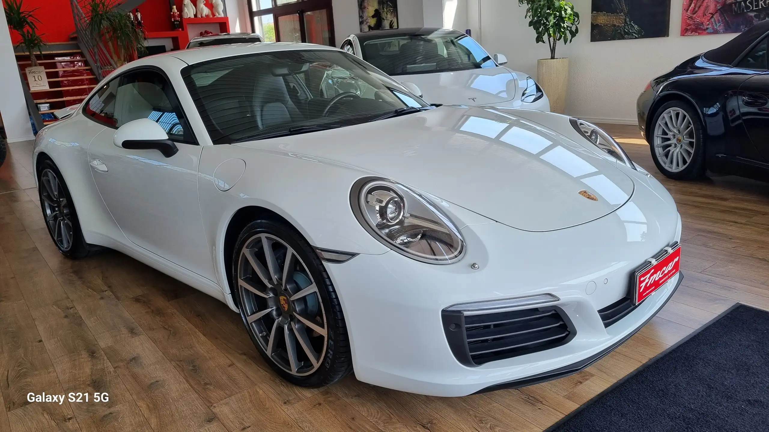 Porsche - 911