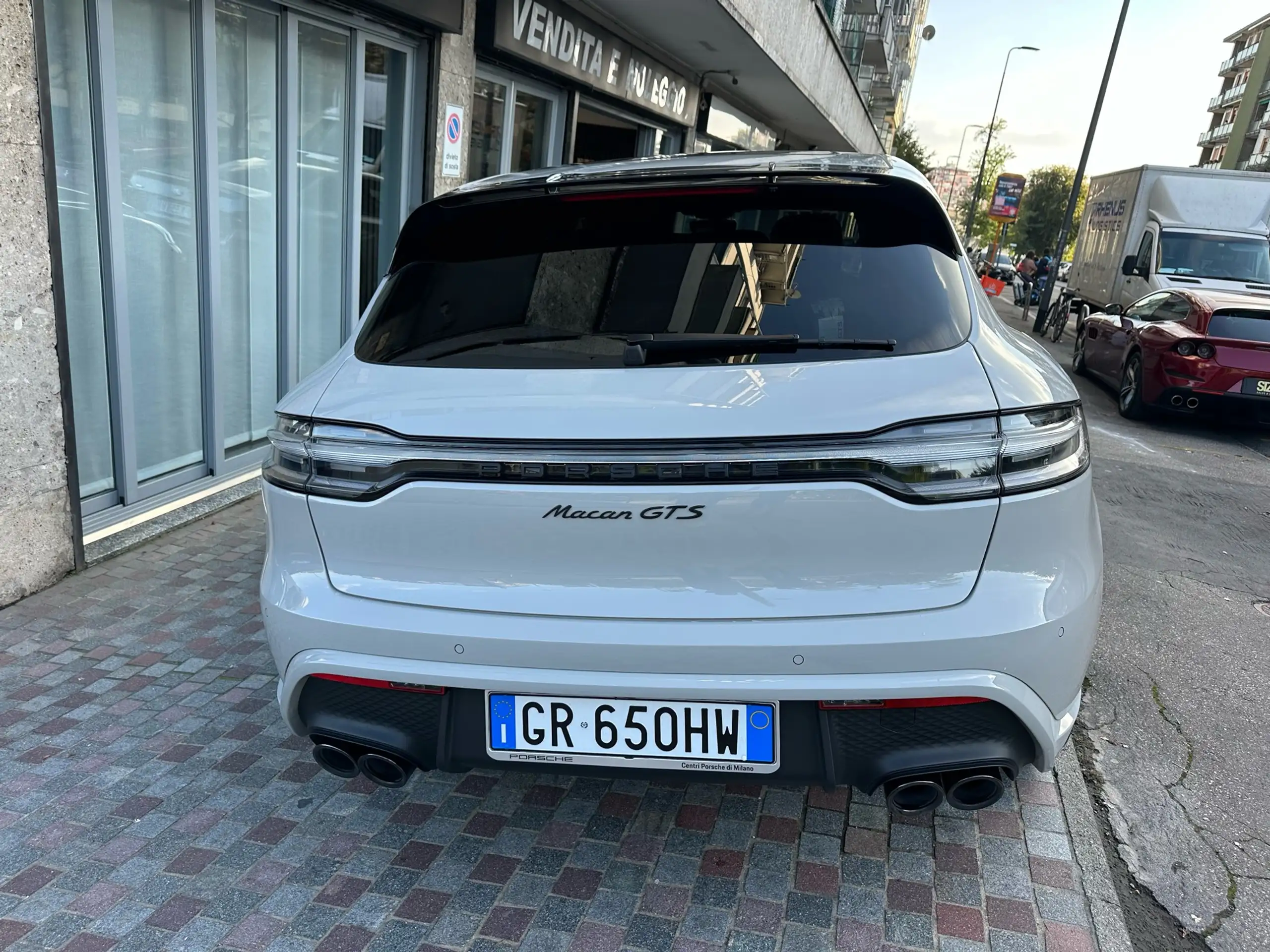 Porsche - Macan