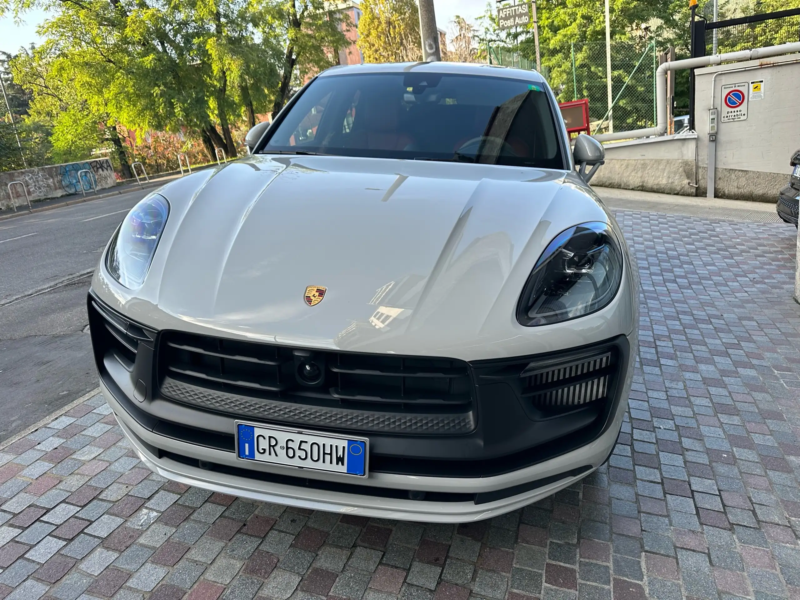 Porsche - Macan