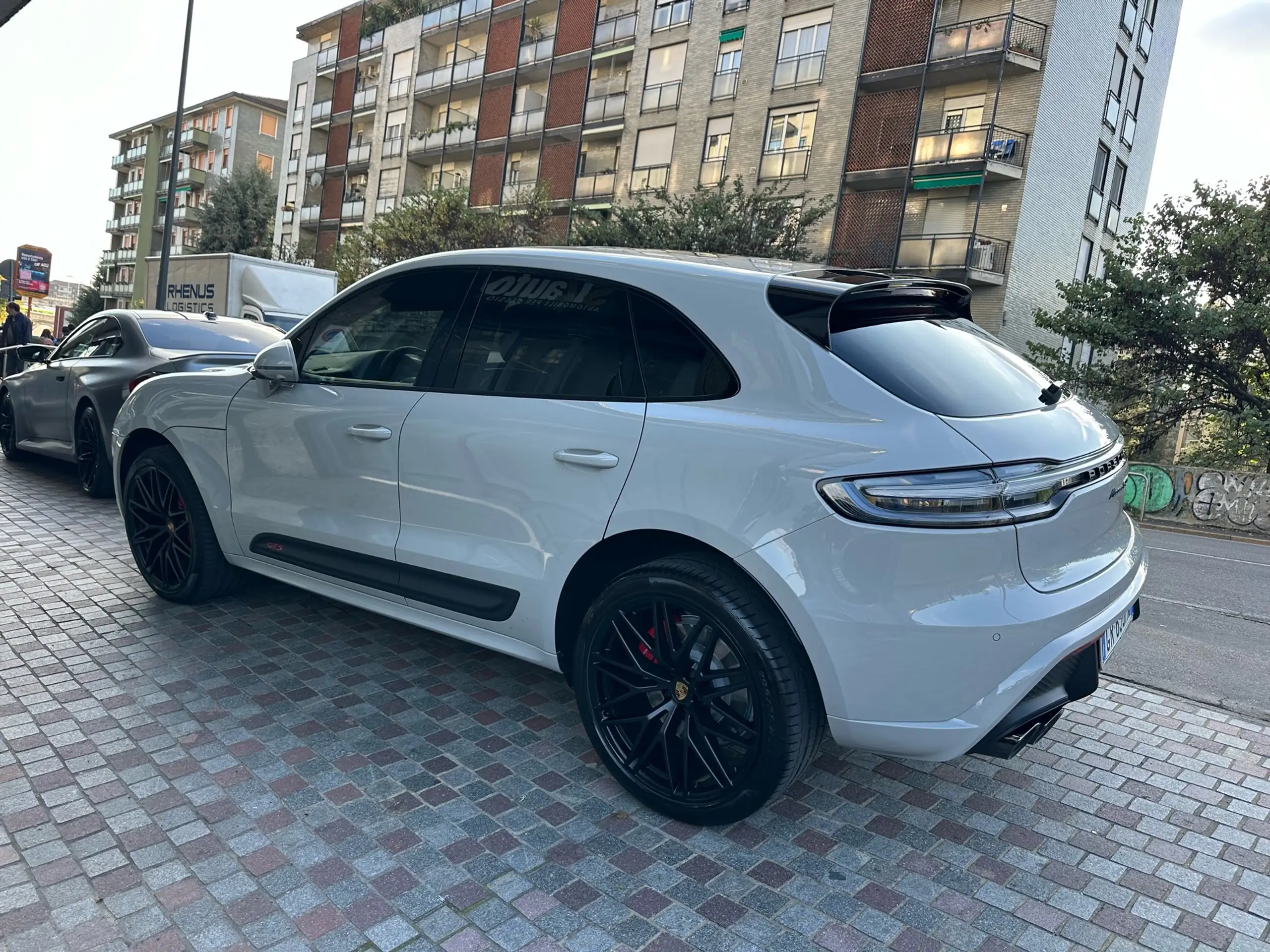 Porsche - Macan