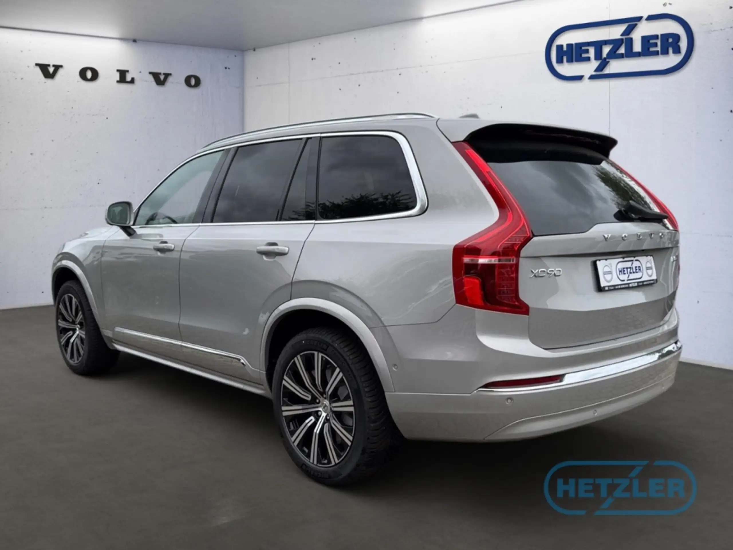 Volvo - XC90