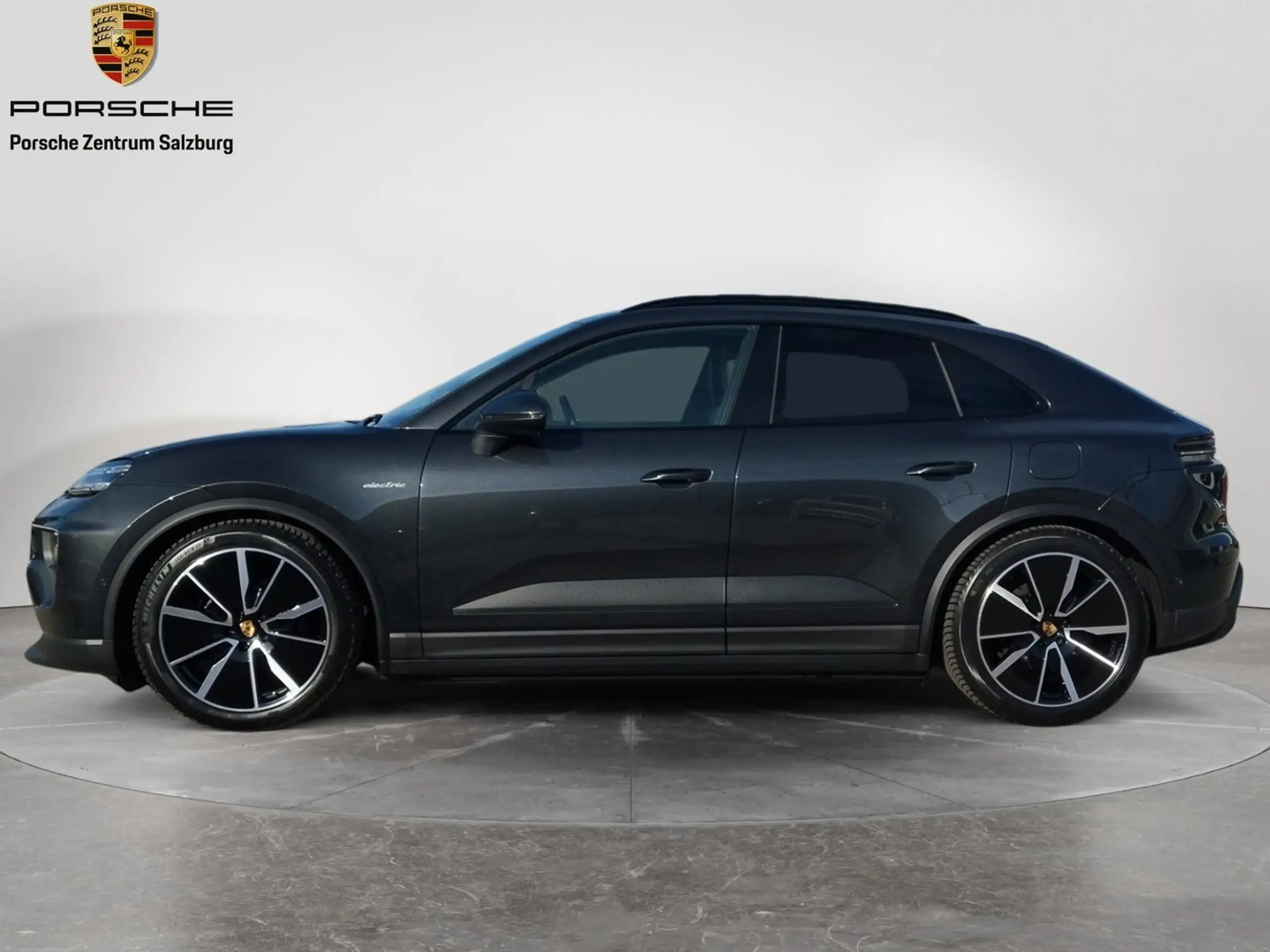 Porsche - Macan