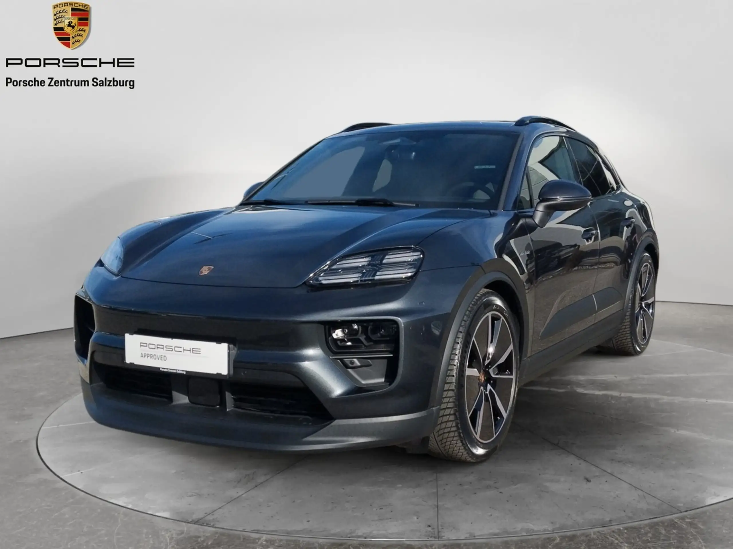 Porsche - Macan