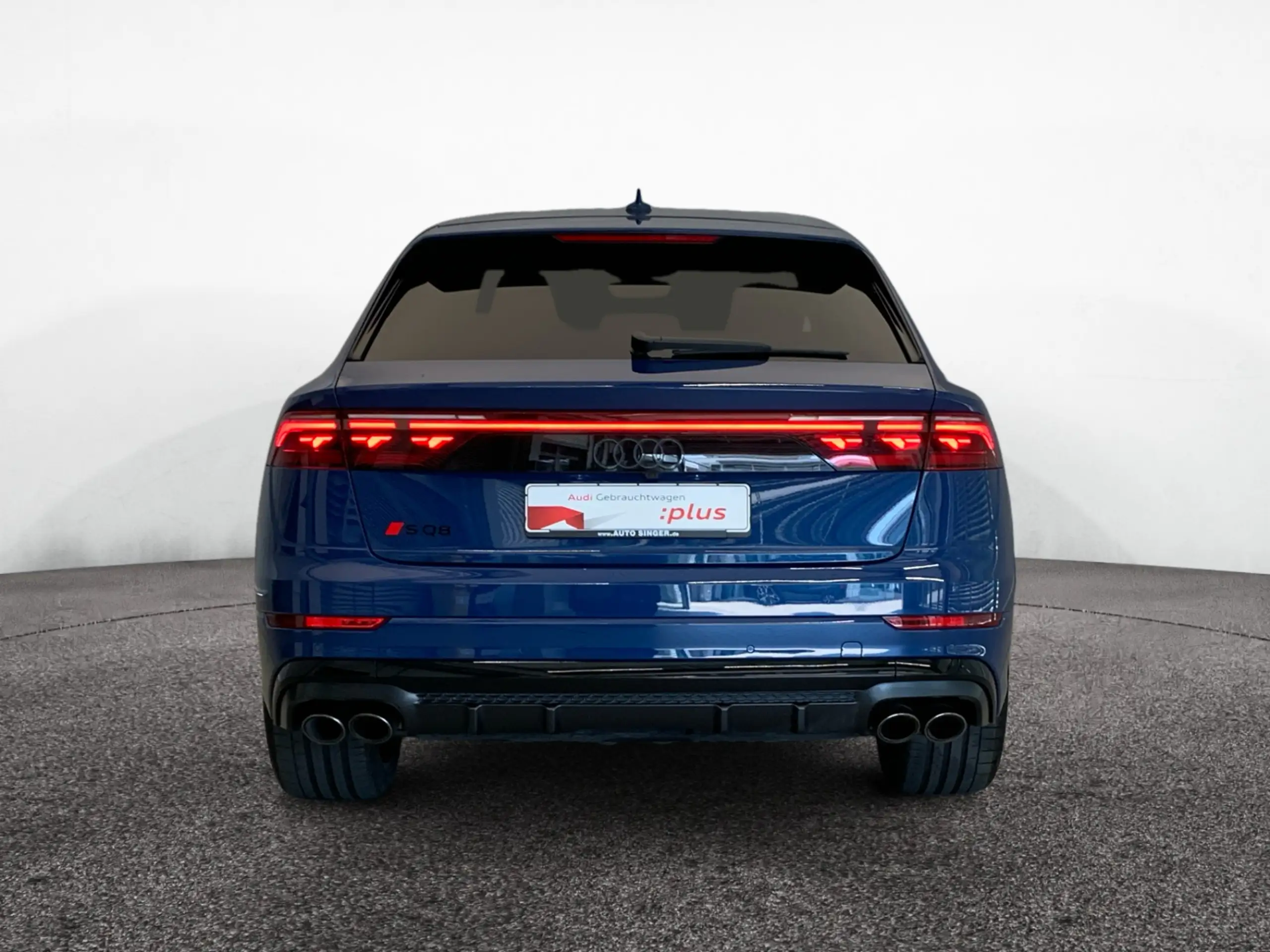 Audi - SQ8