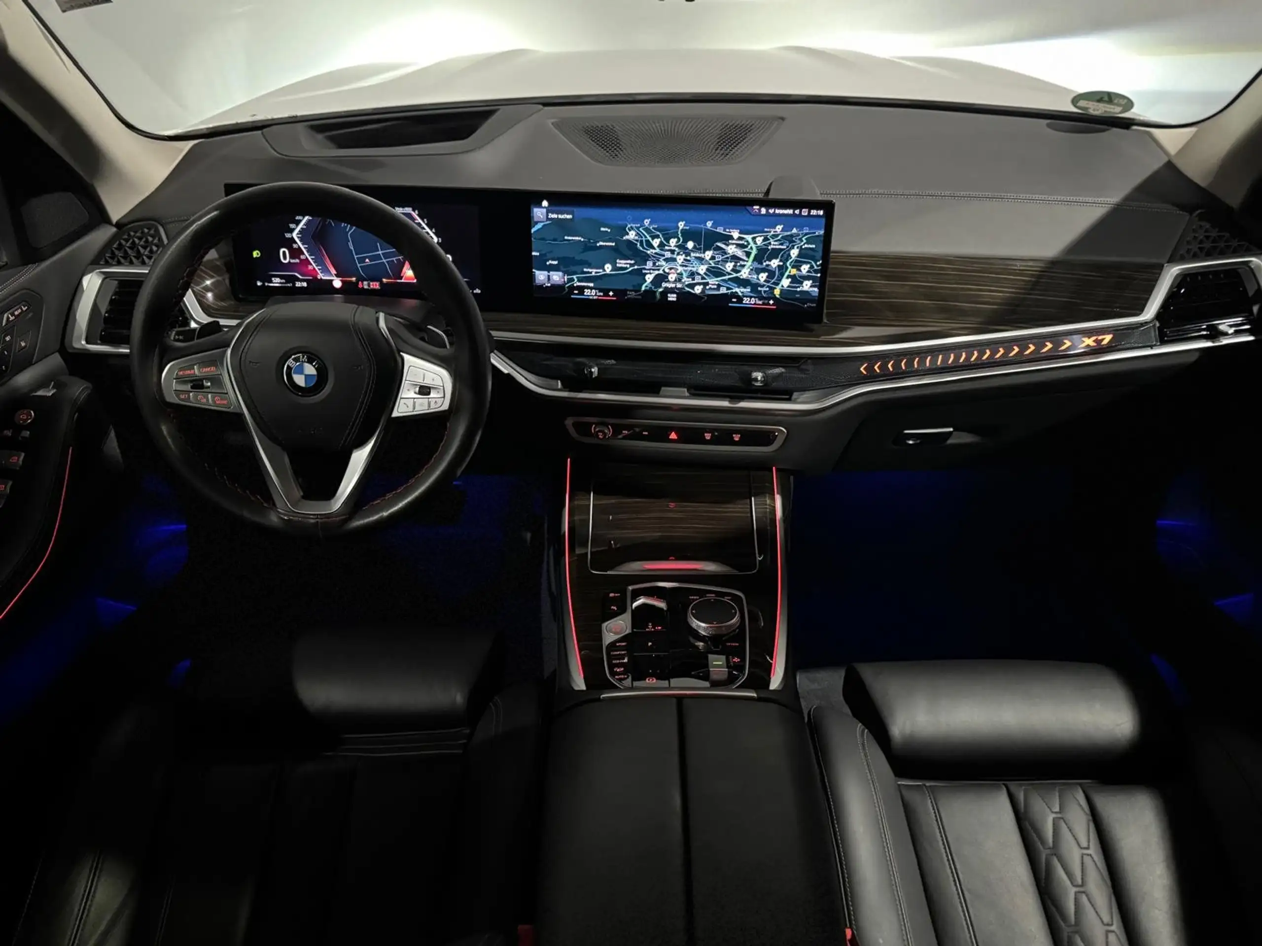 BMW - X7