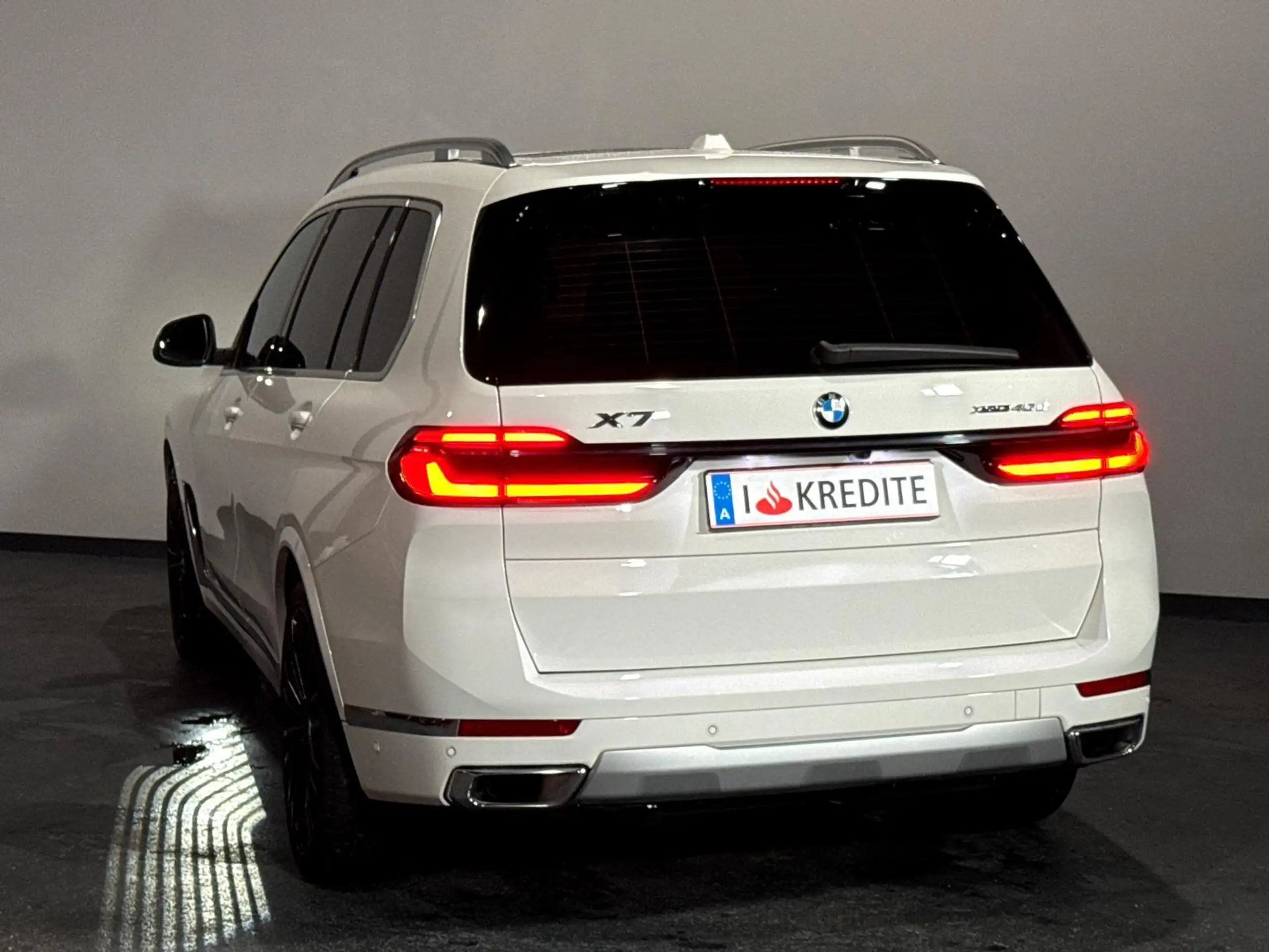 BMW - X7