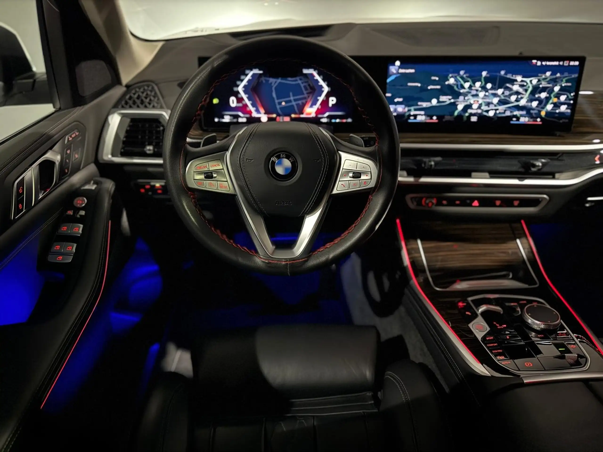 BMW - X7