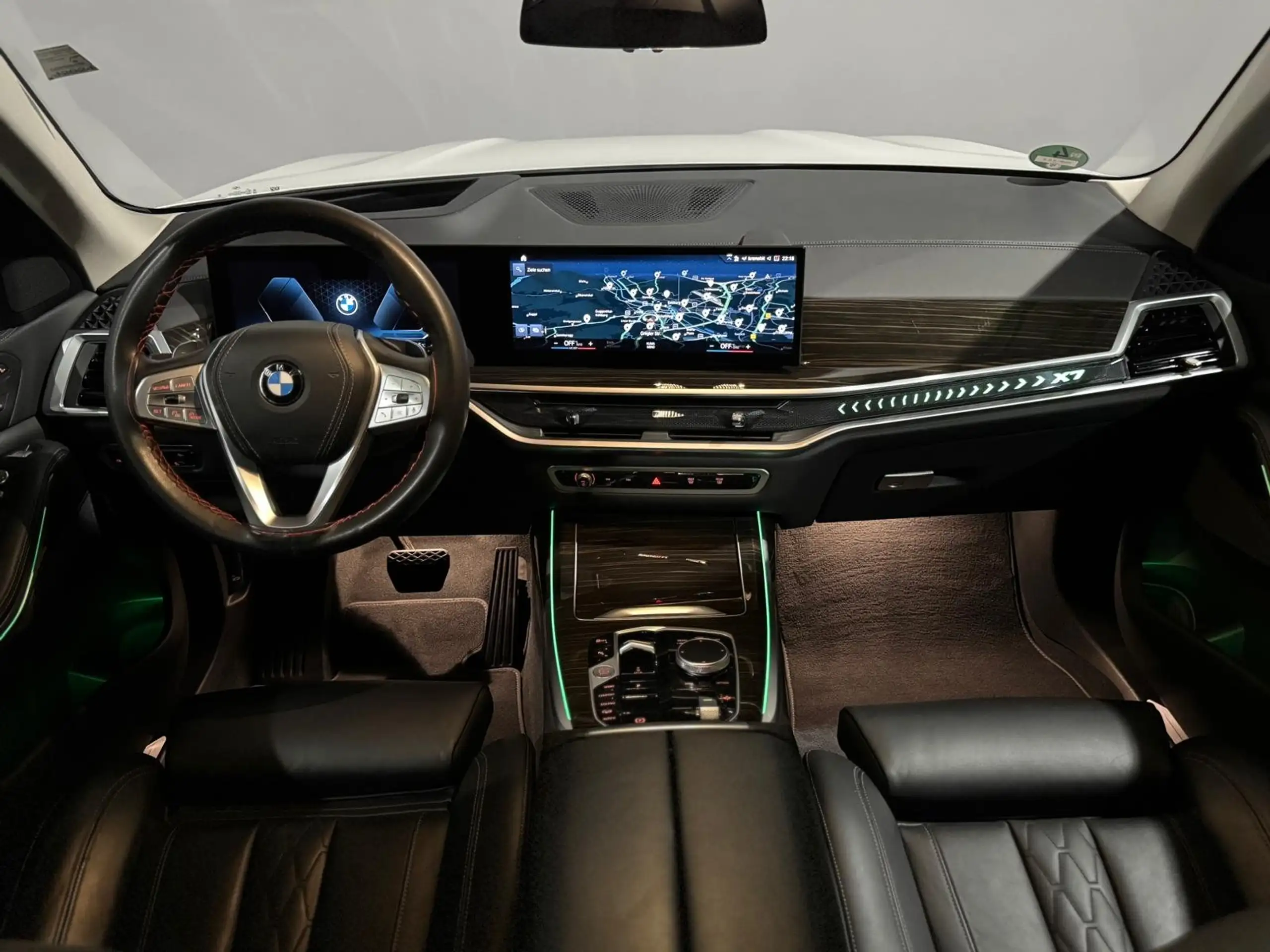 BMW - X7