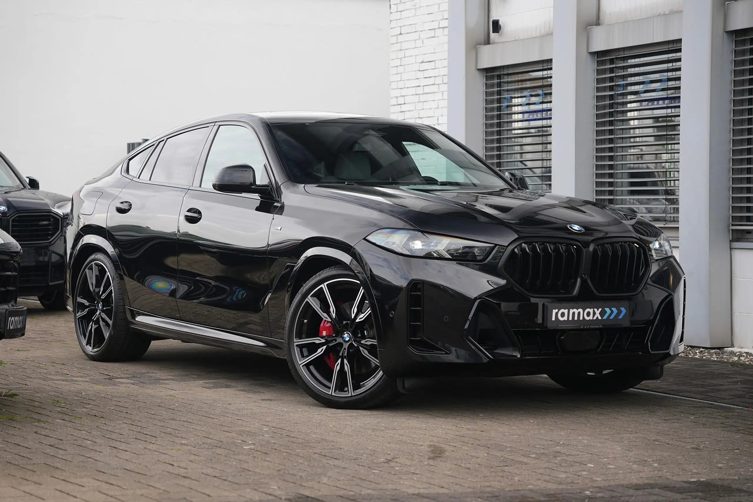 BMW - X6