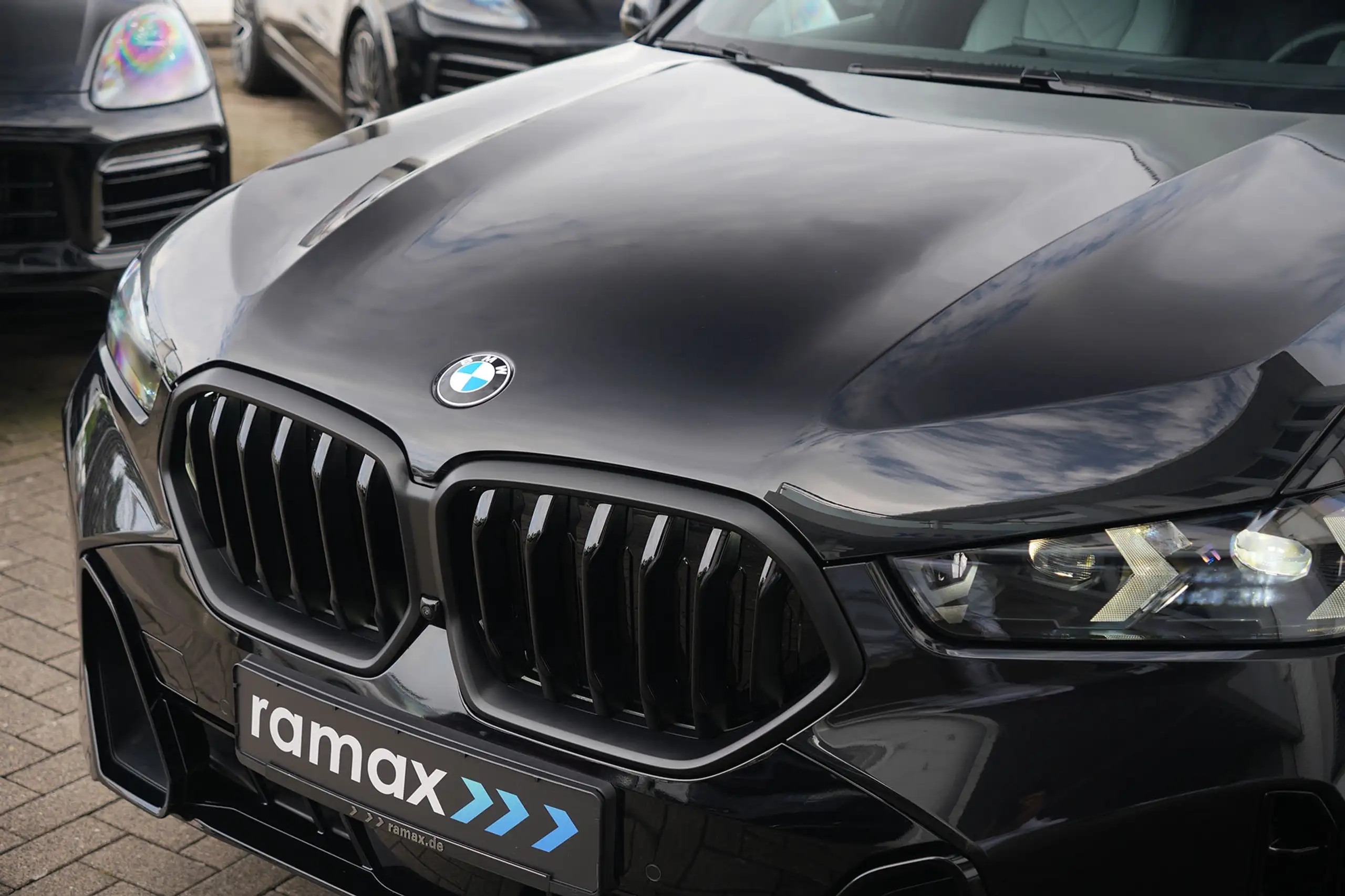 BMW - X6