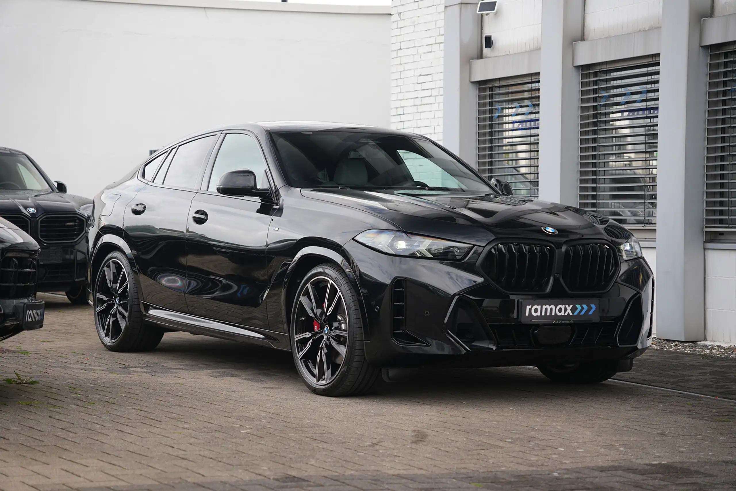 BMW - X6