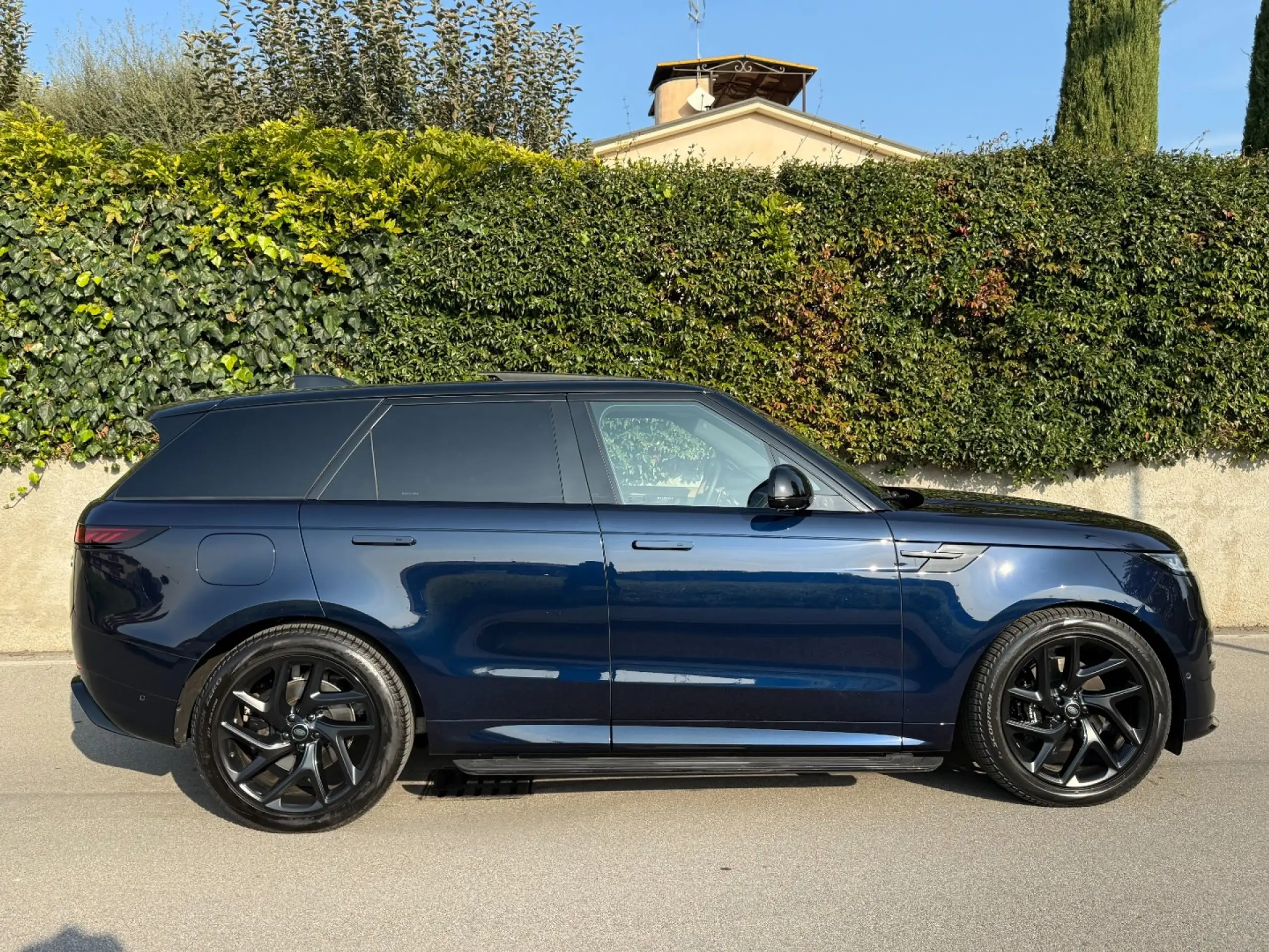 Land Rover - Range Rover Sport