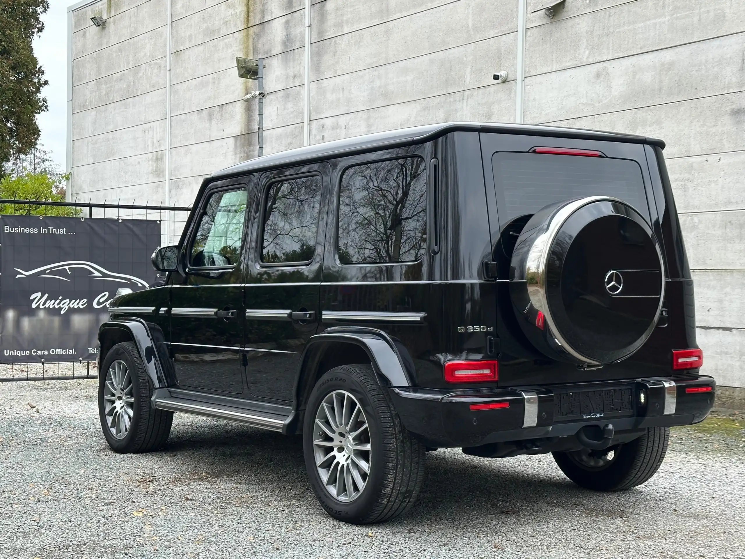 Mercedes-Benz - G 350