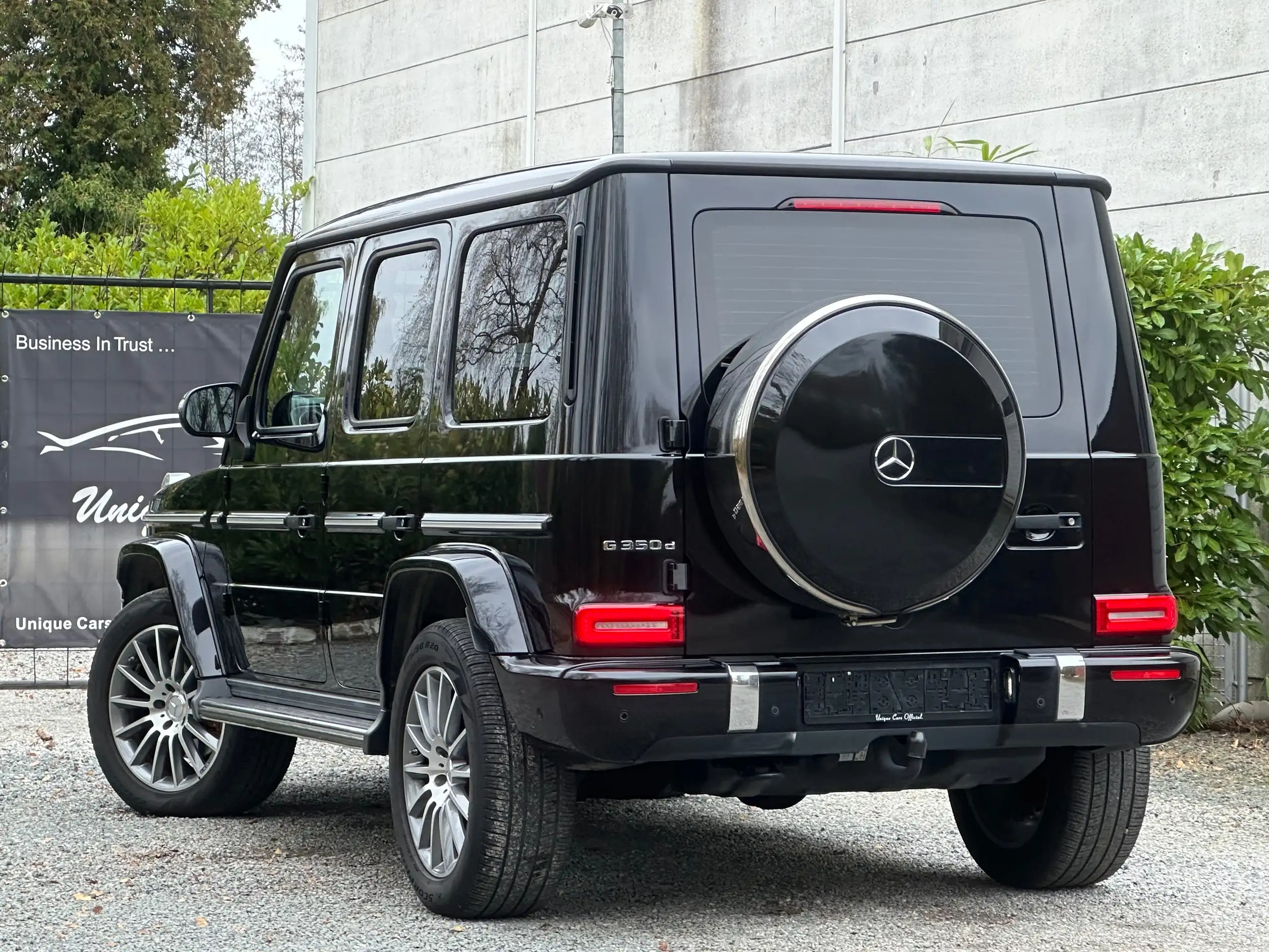 Mercedes-Benz - G 350