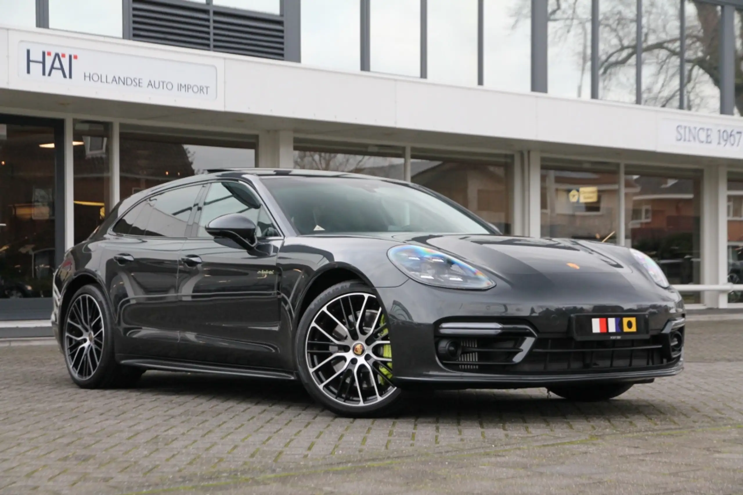 Porsche - Panamera