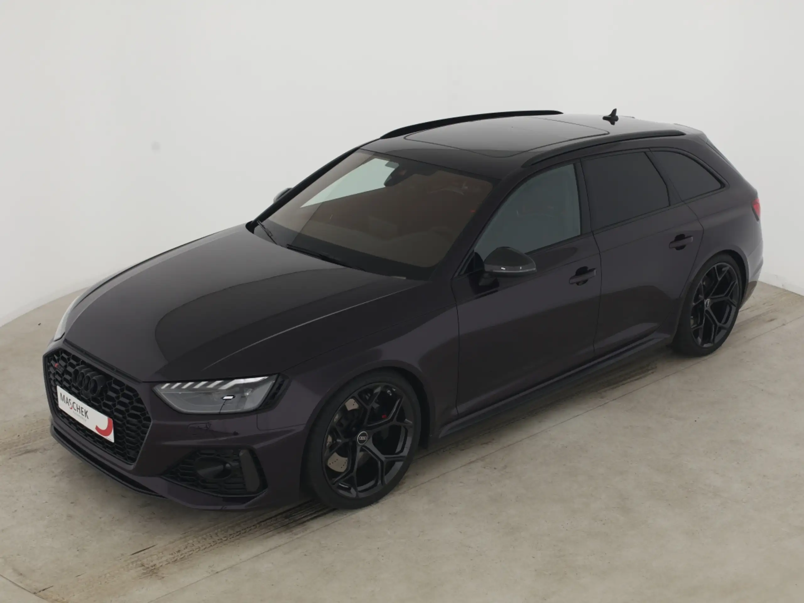 Audi - RS4