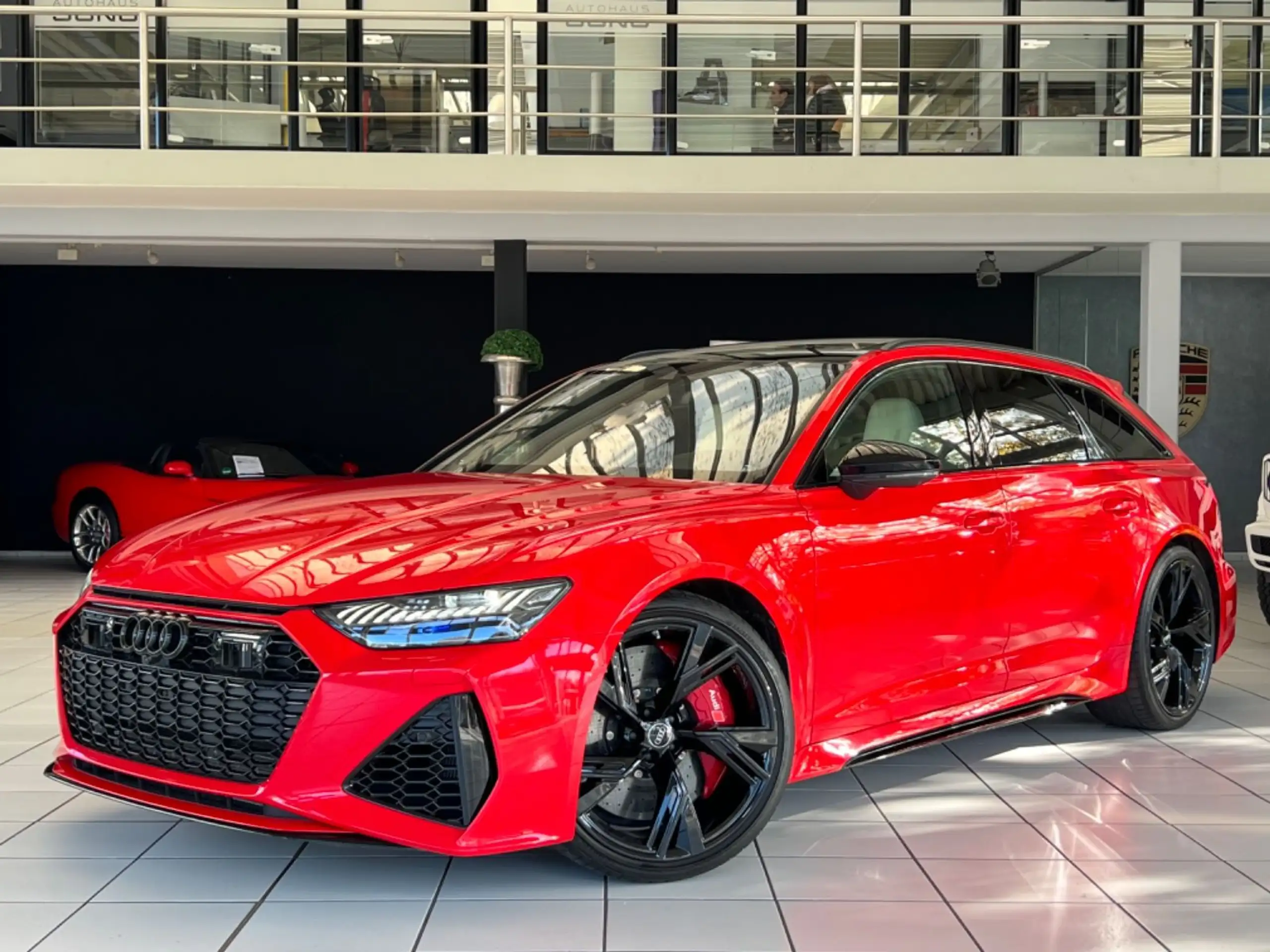 Audi - RS6