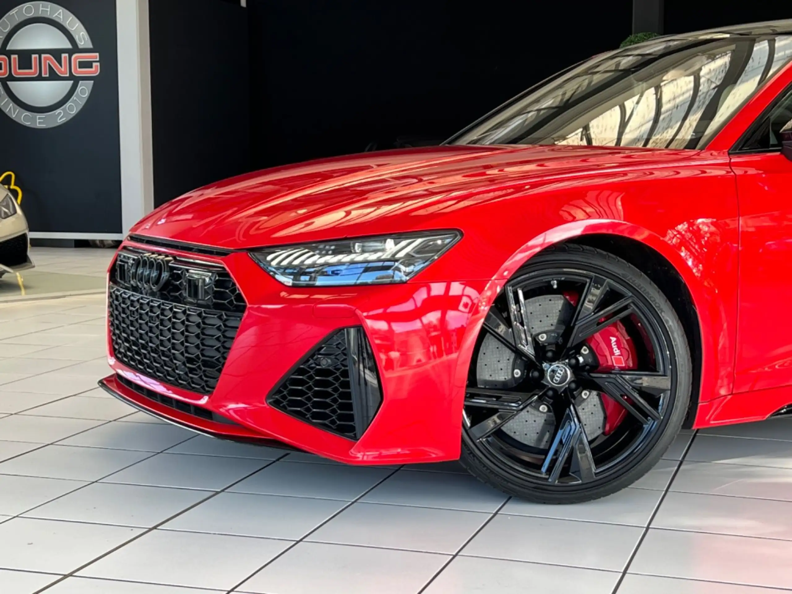 Audi - RS6