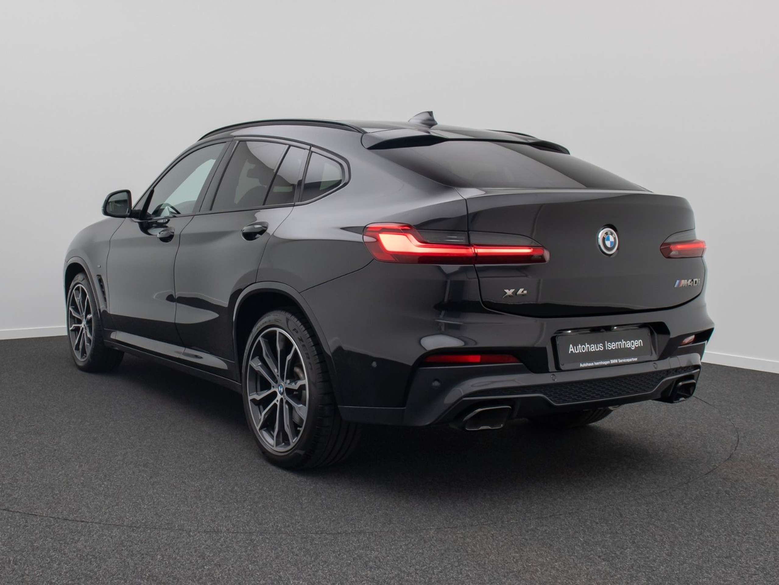 BMW - X4 M