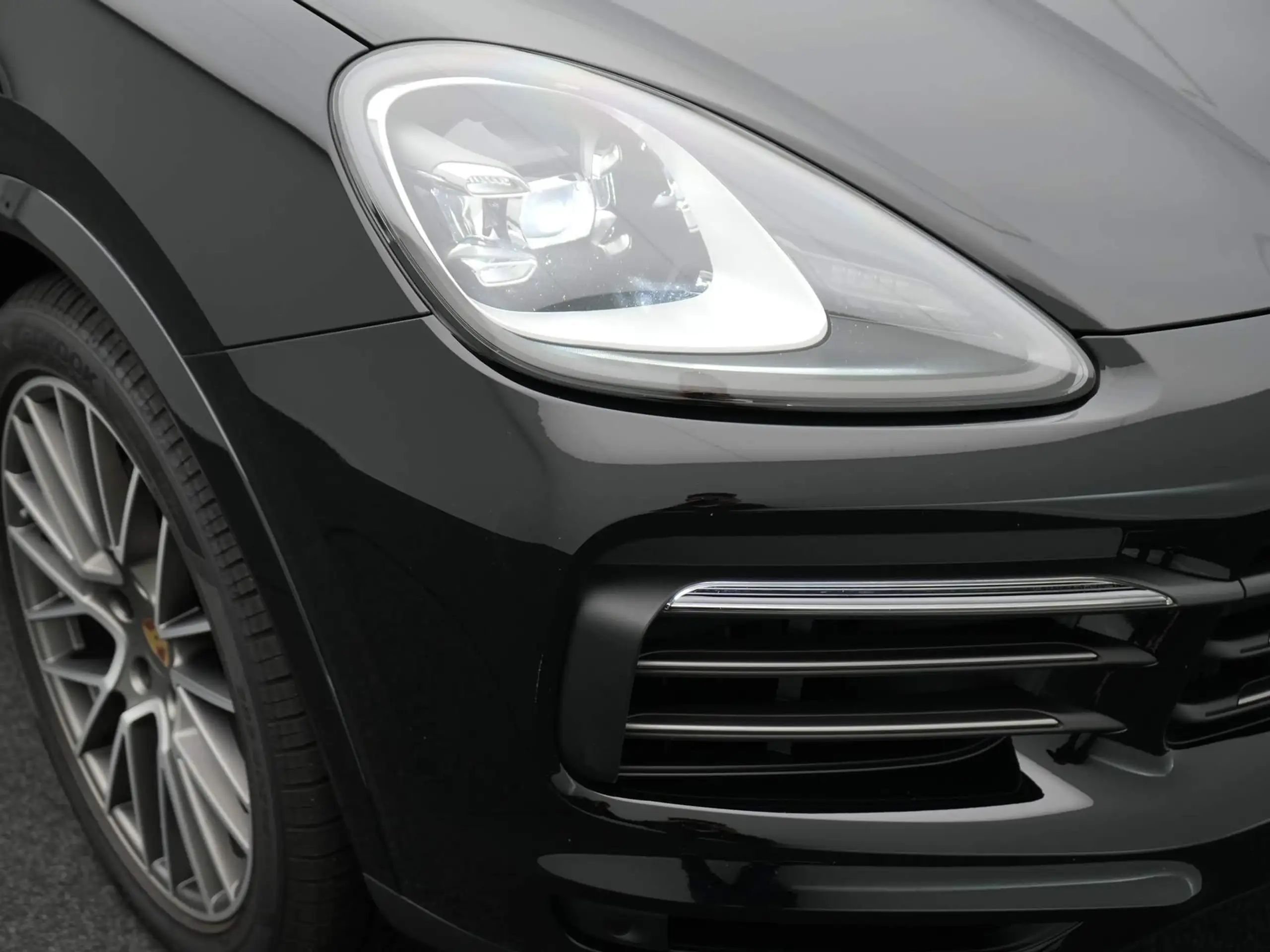 Porsche - Cayenne