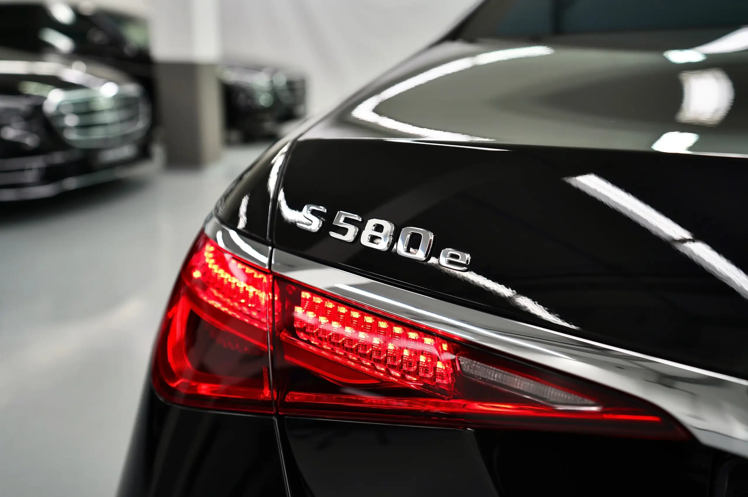 Mercedes-Benz - S 580