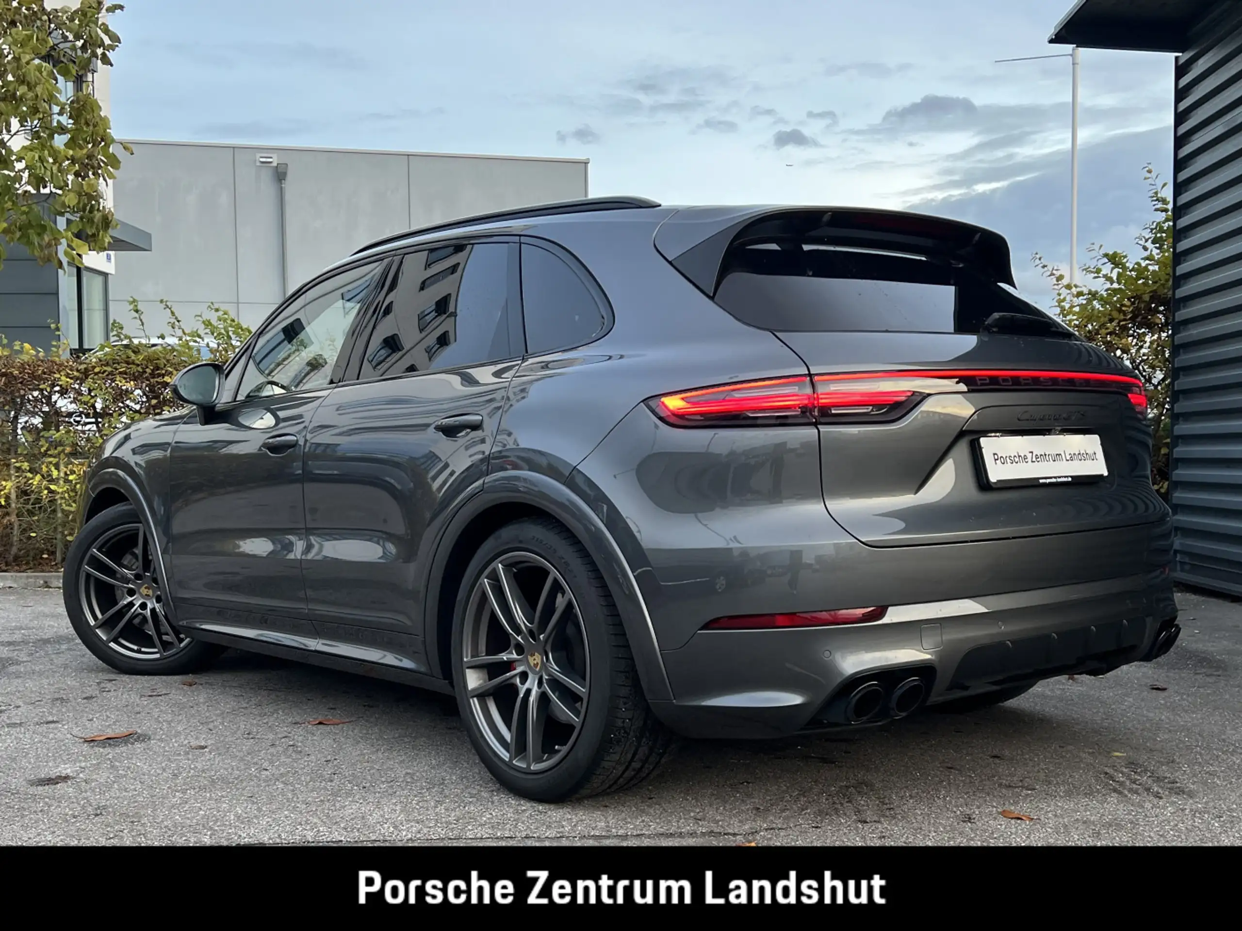 Porsche - Cayenne