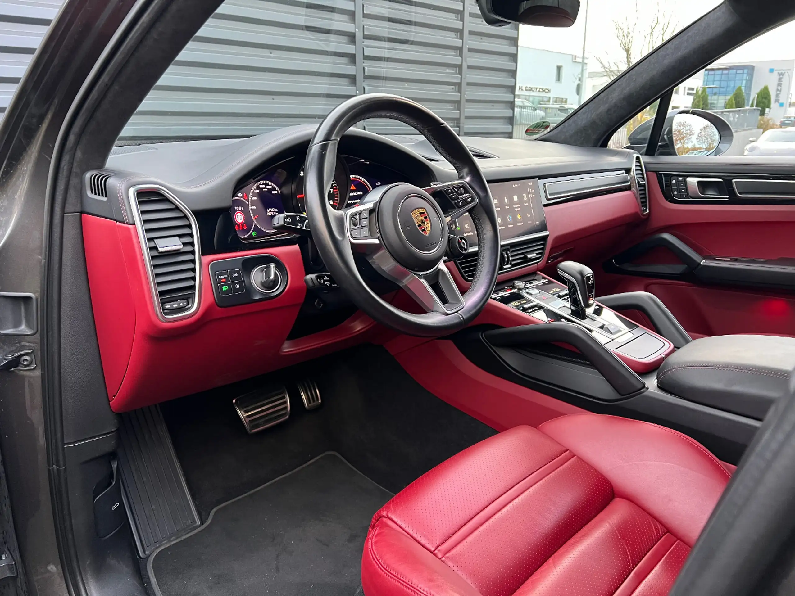 Porsche - Cayenne