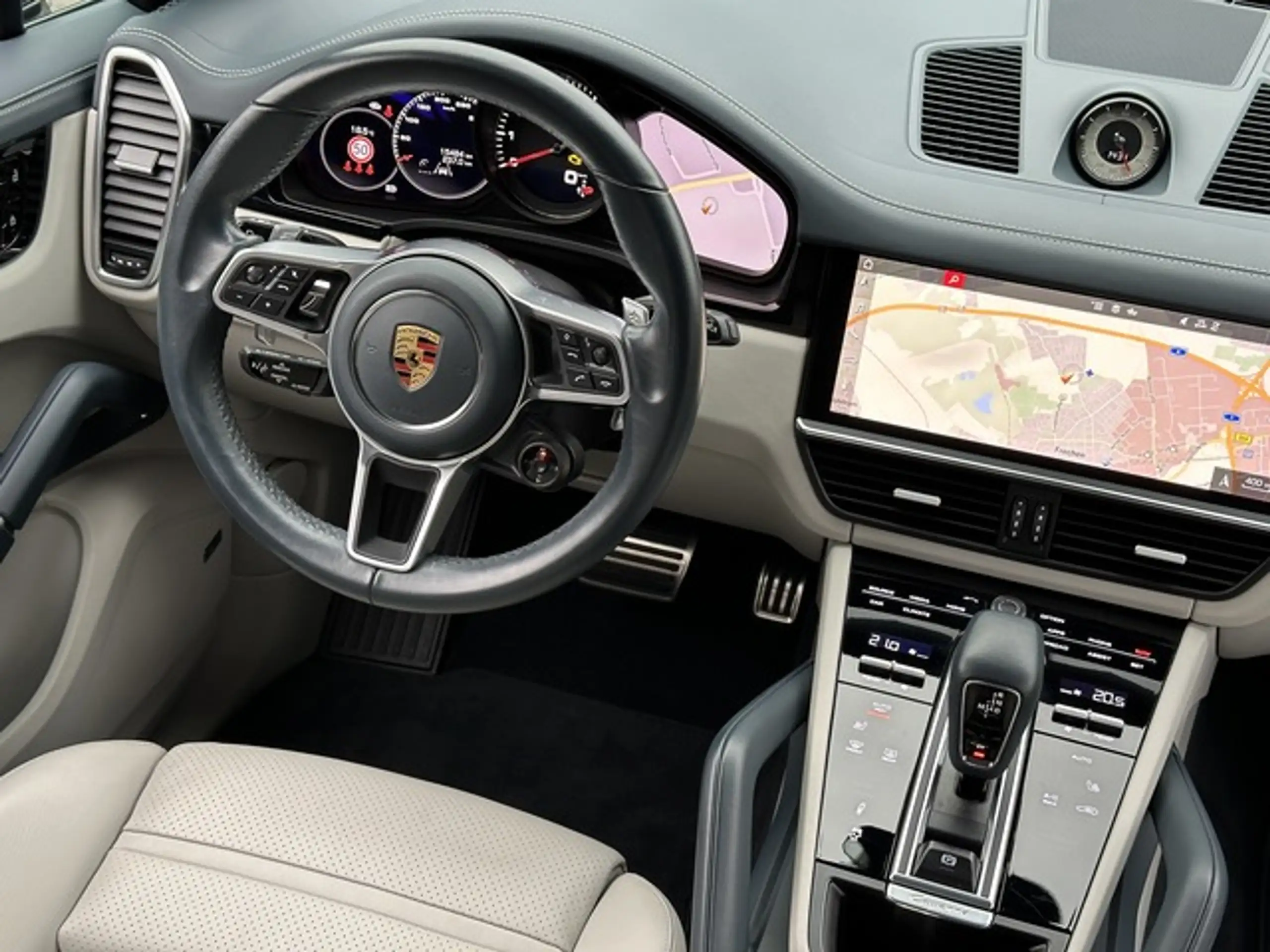 Porsche - Cayenne