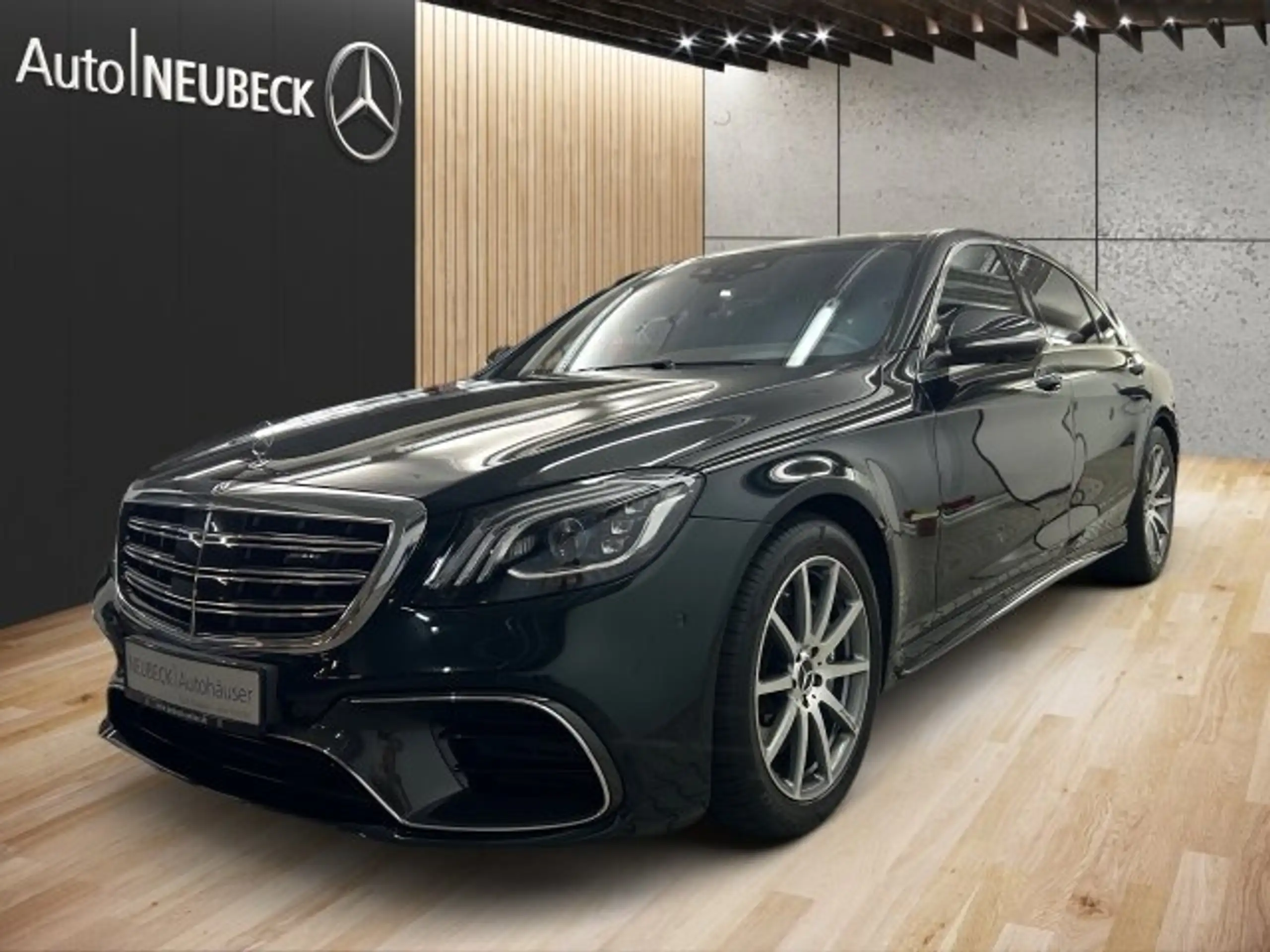 Mercedes-Benz - S 63 AMG