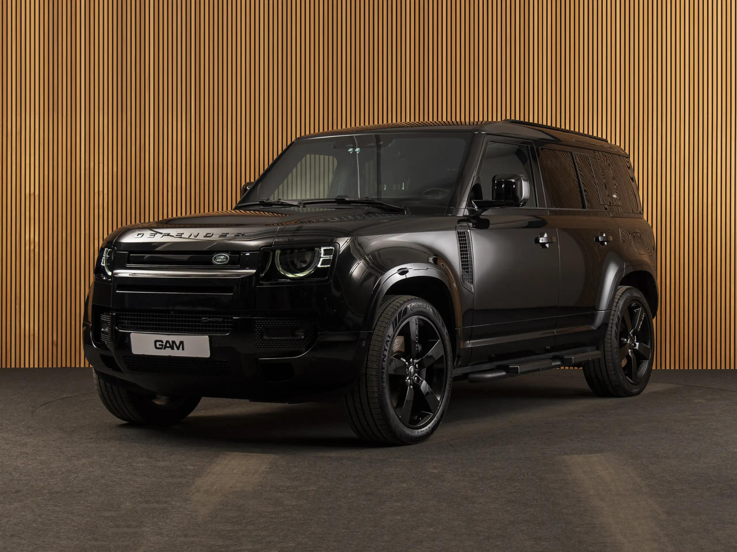 Land Rover Defender 2023