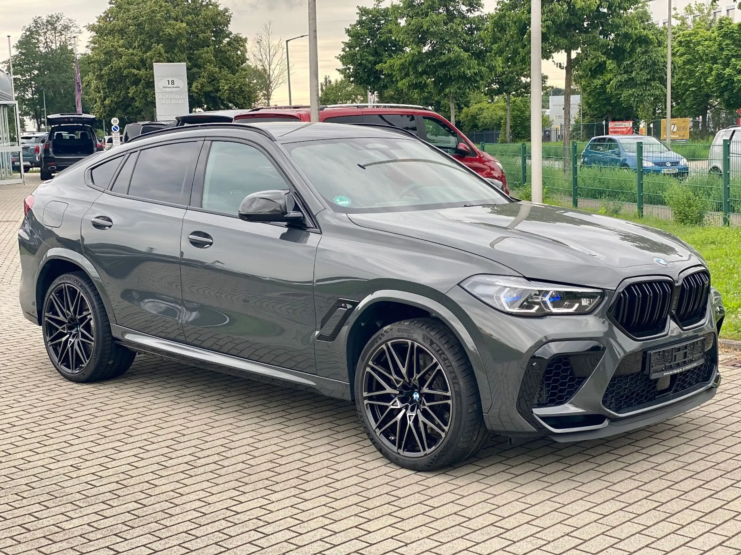 BMW - X6 M