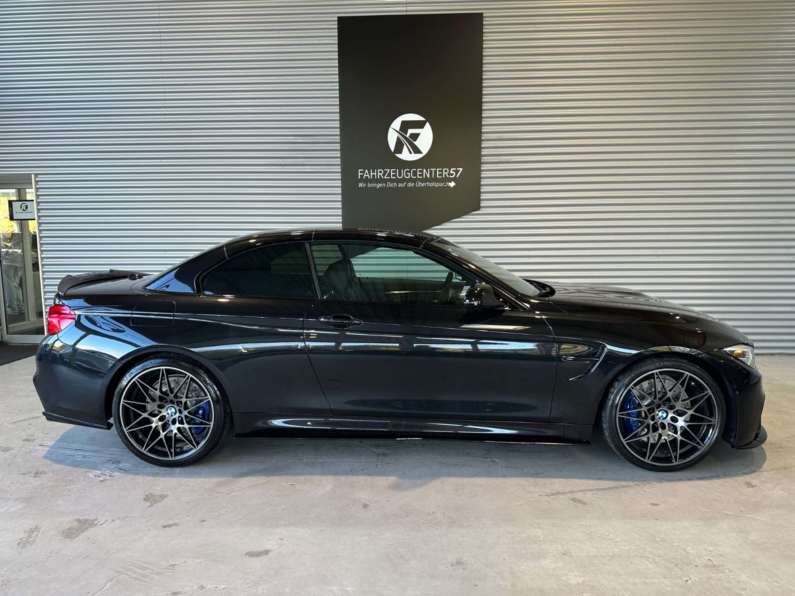 BMW - M4