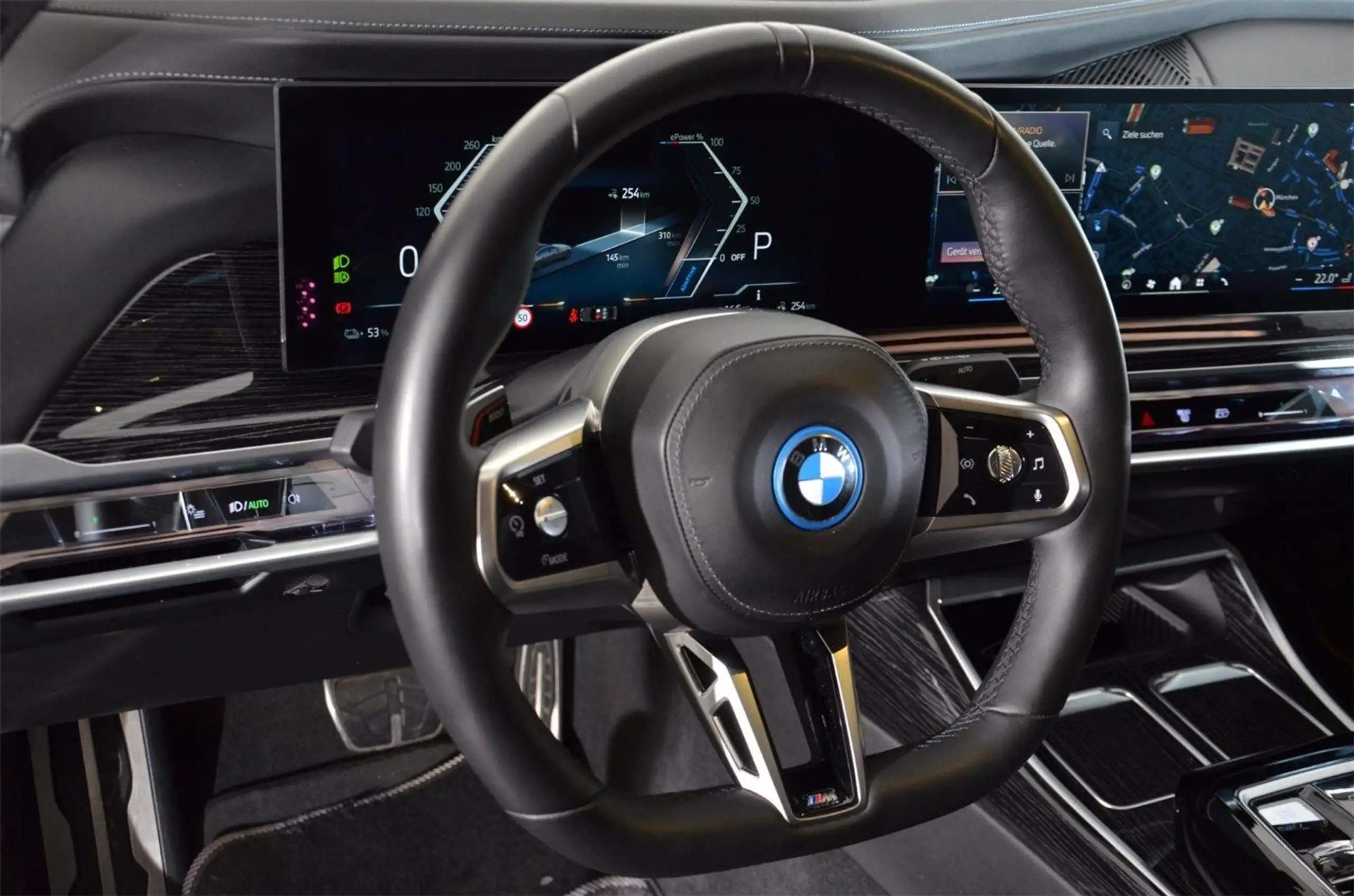 BMW - i7