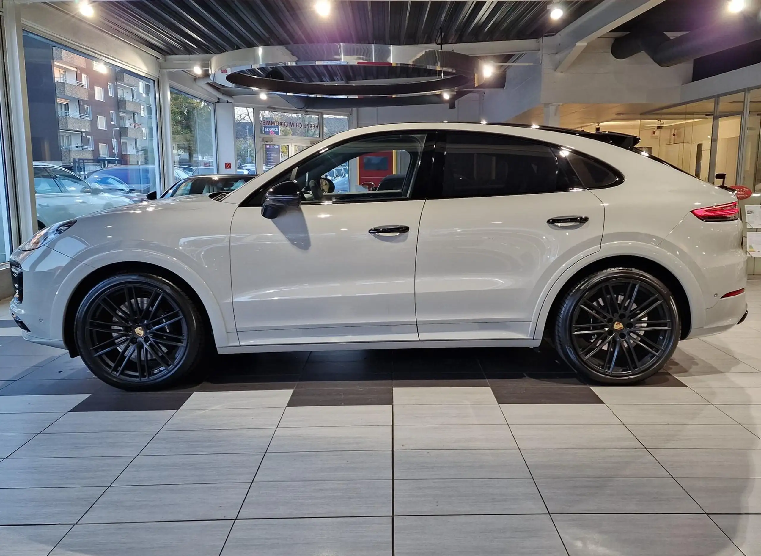 Porsche - Cayenne