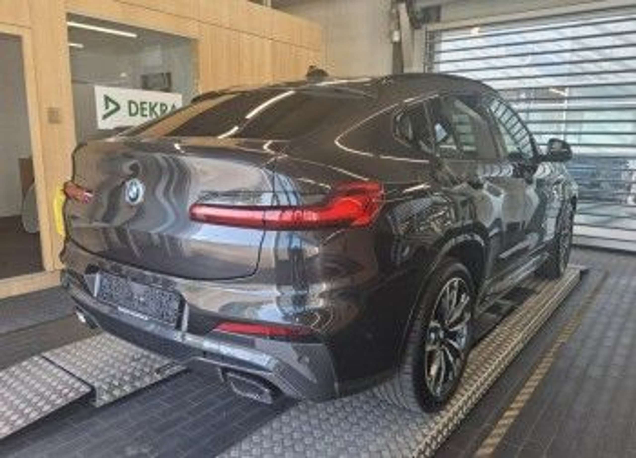 BMW - X4 M