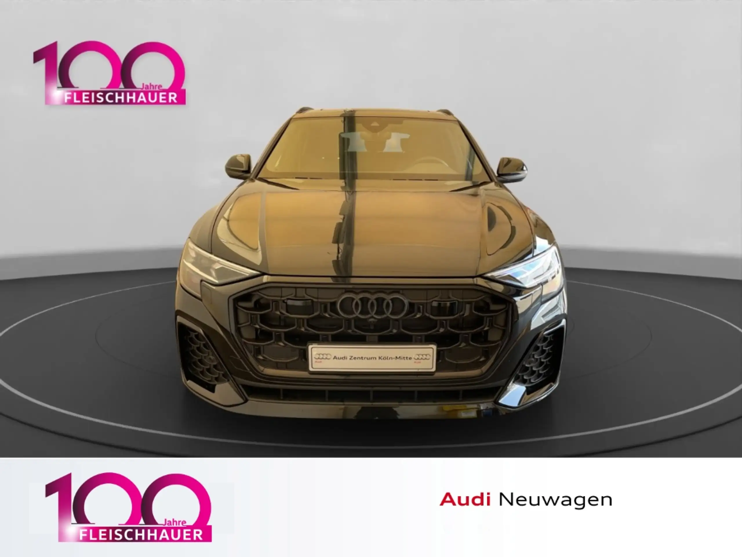 Audi - Q8