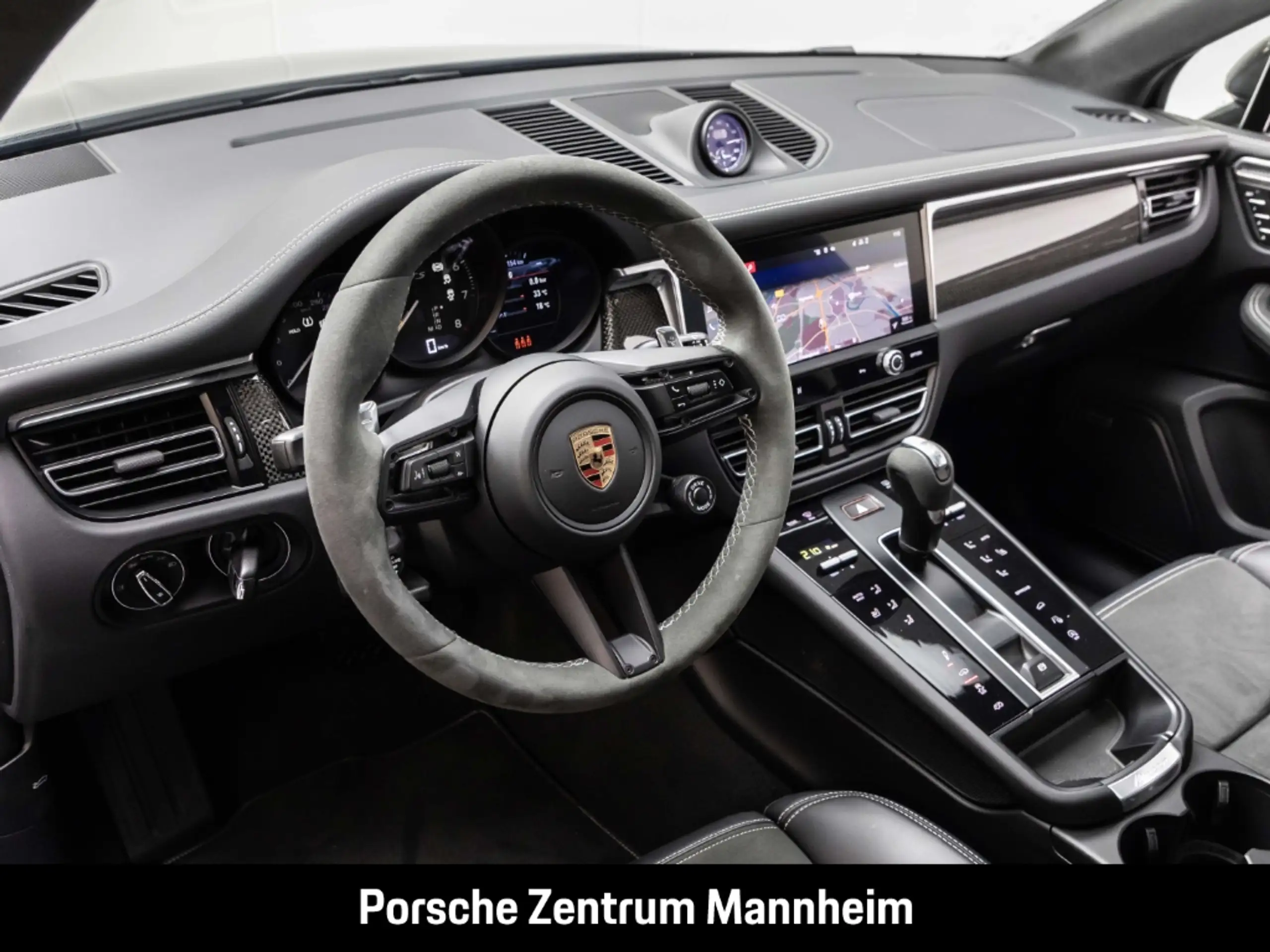 Porsche - Macan