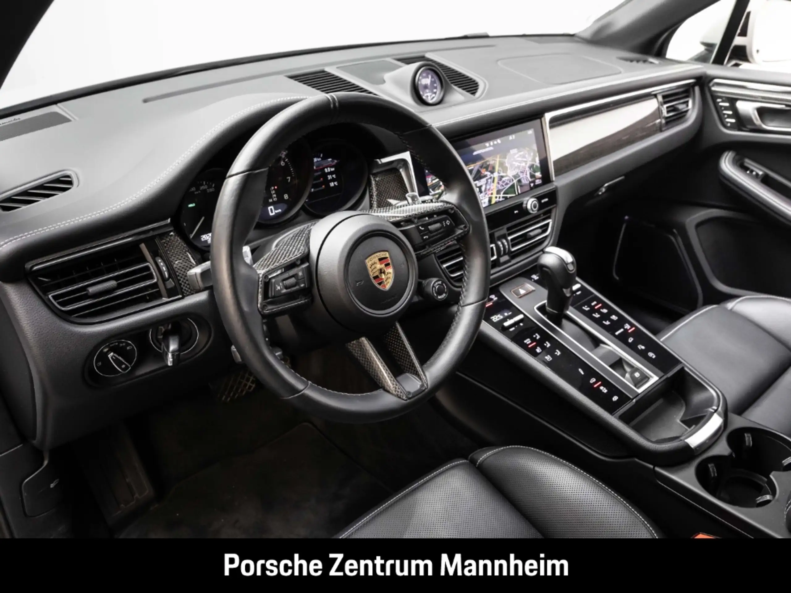 Porsche - Macan