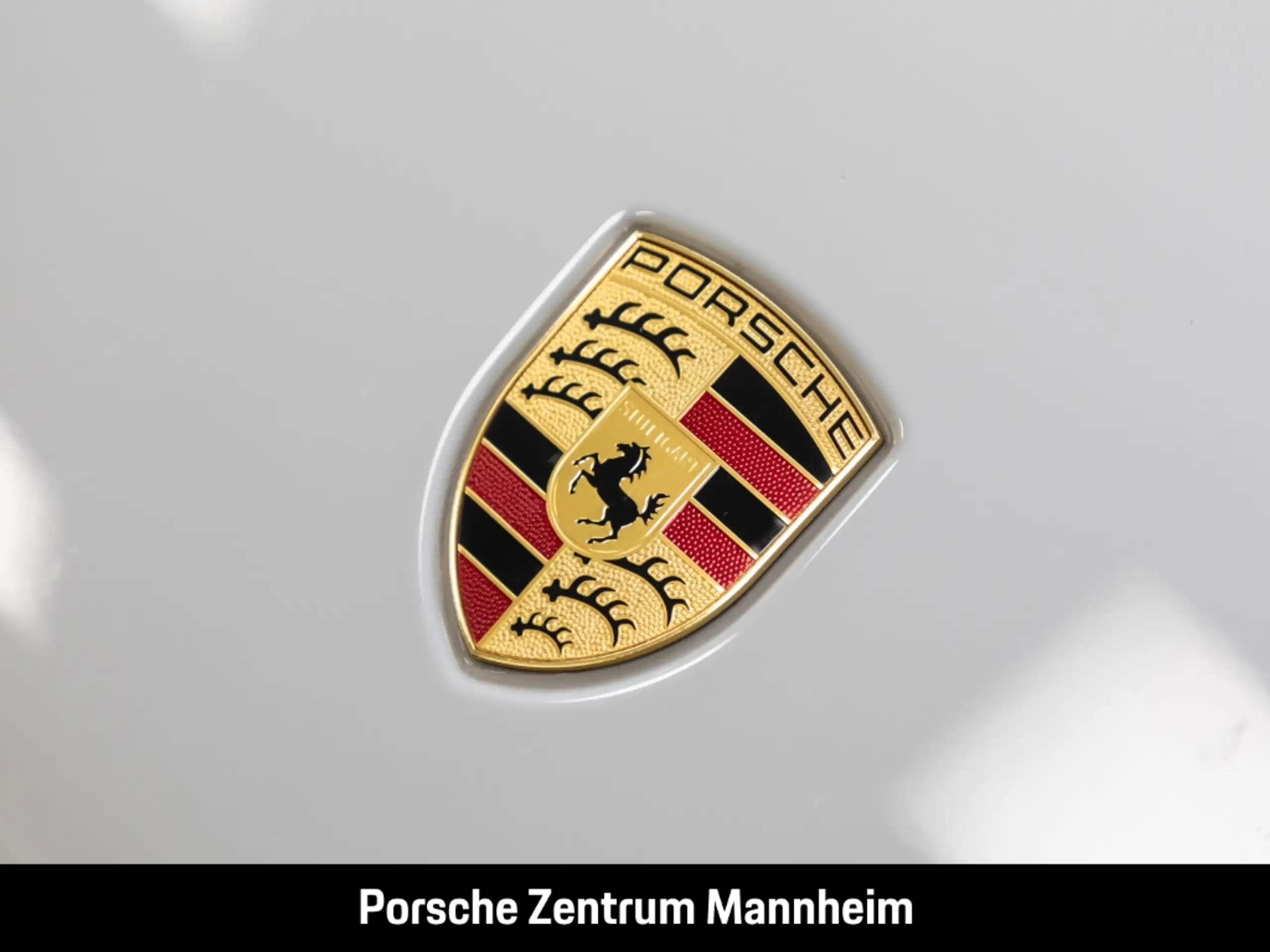 Porsche - Macan