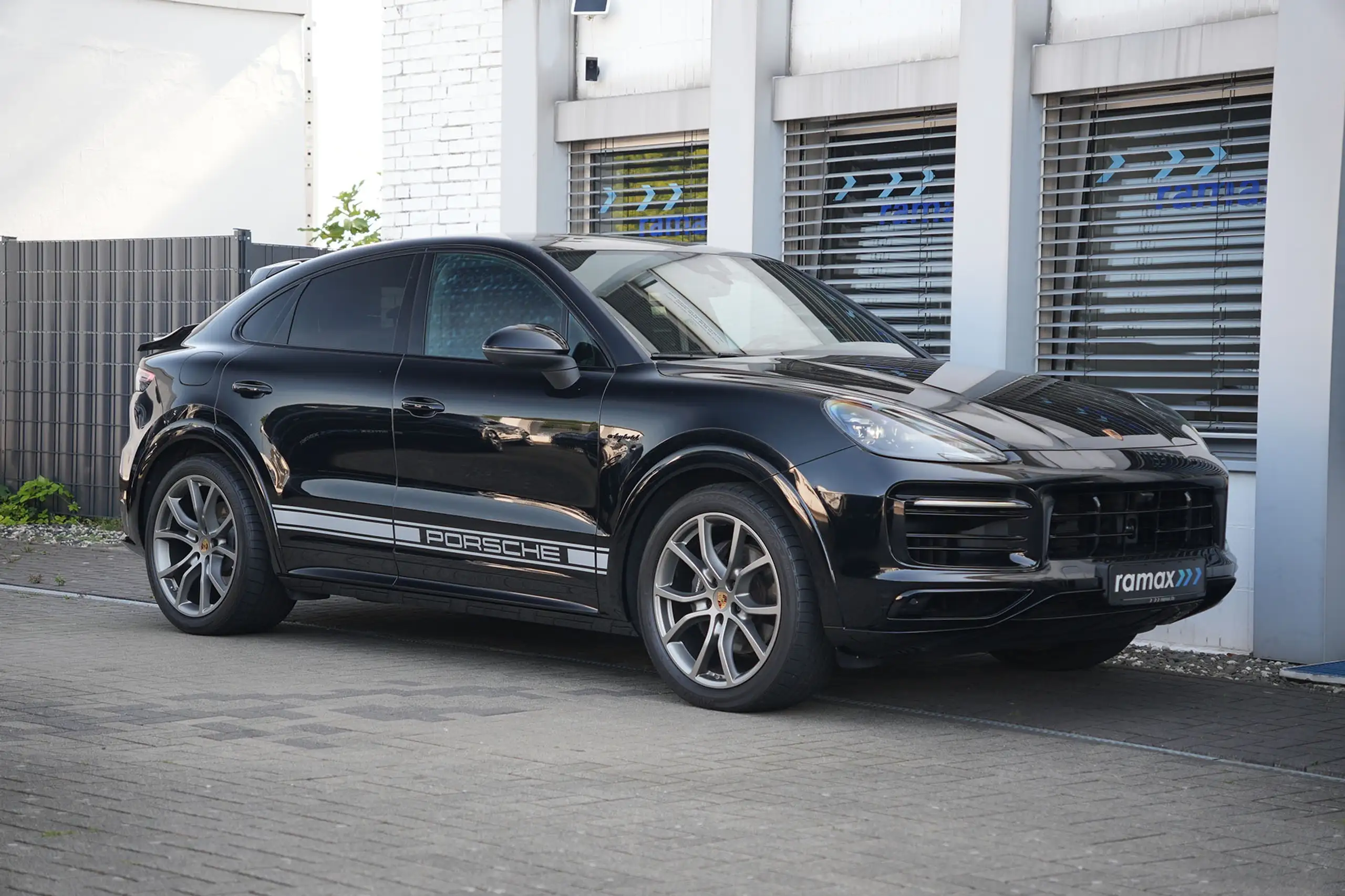 Porsche Cayenne 2023