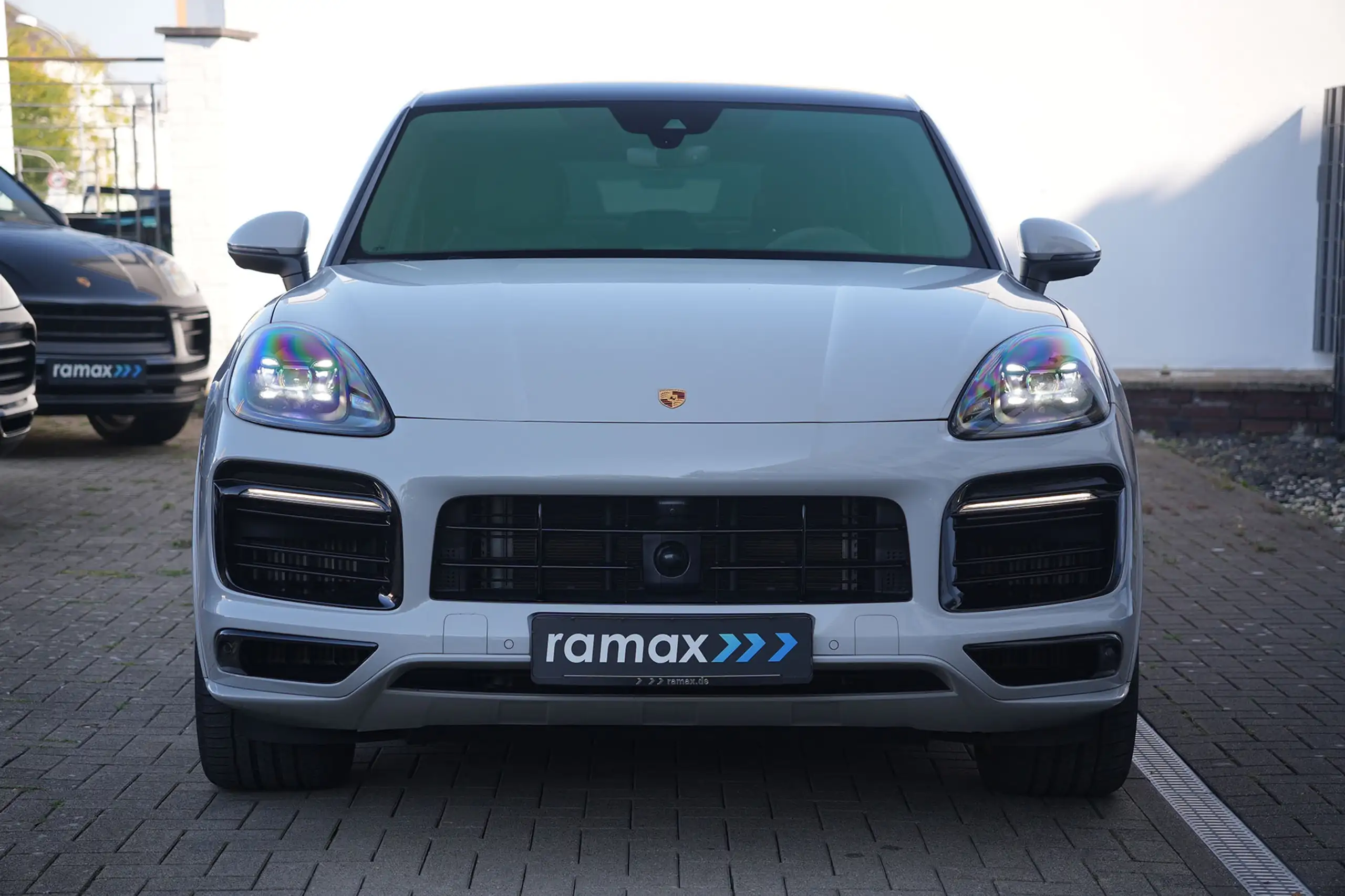 Porsche - Cayenne