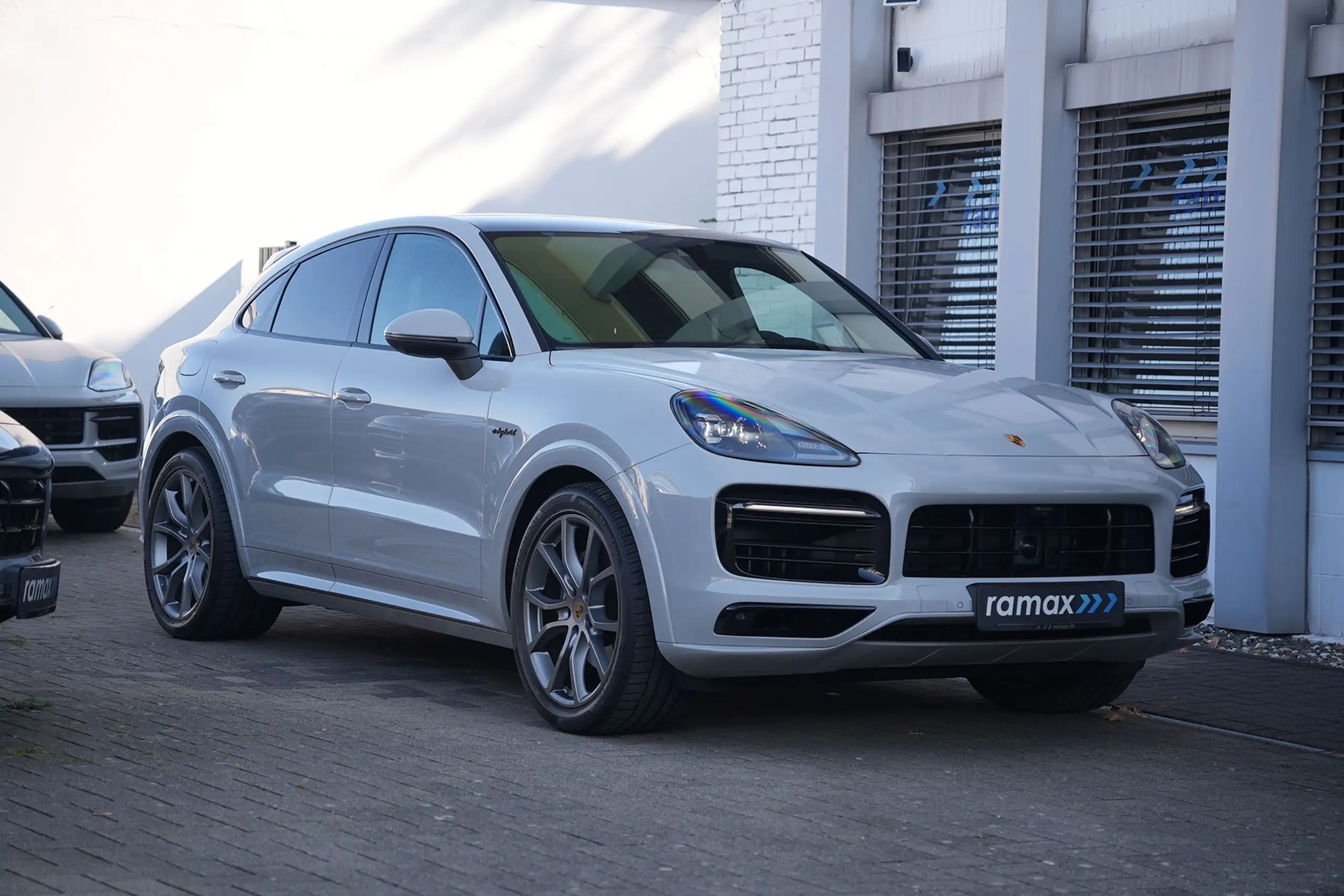 Porsche - Cayenne