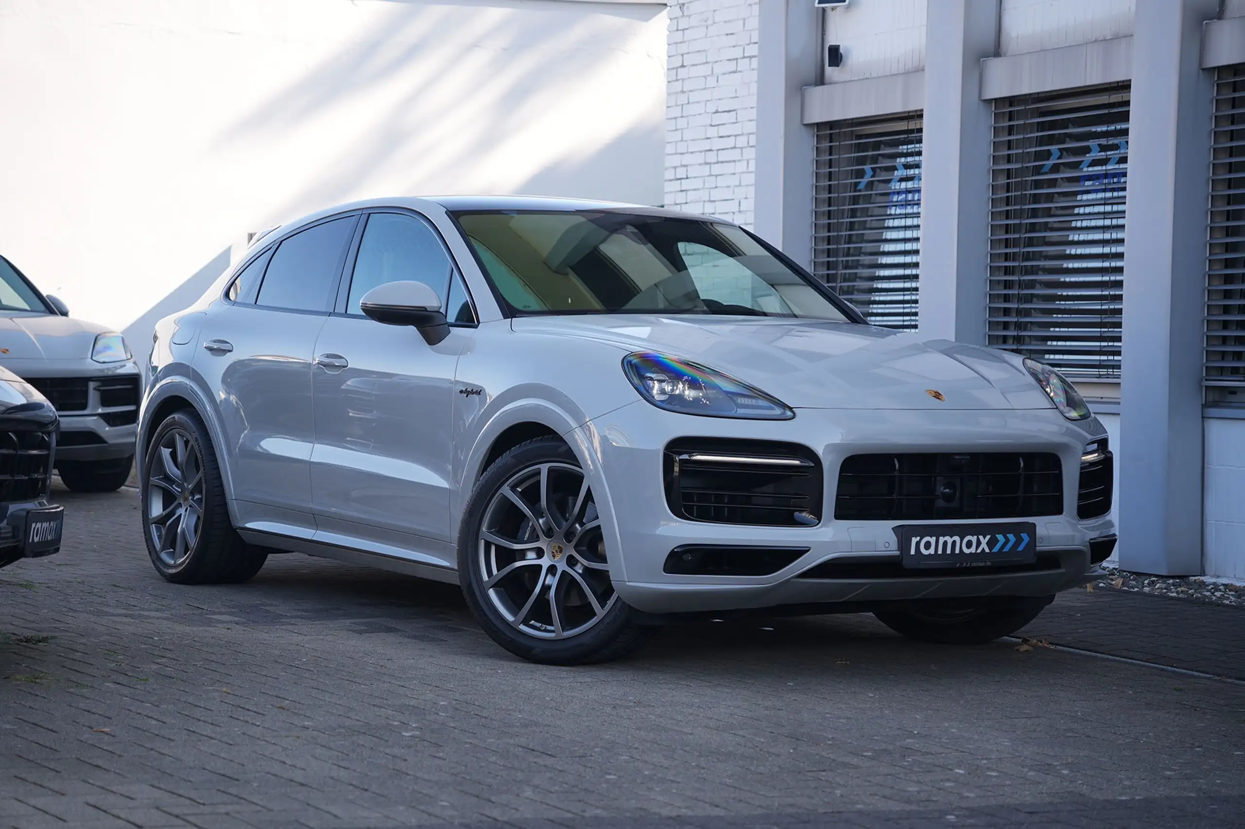 Porsche - Cayenne