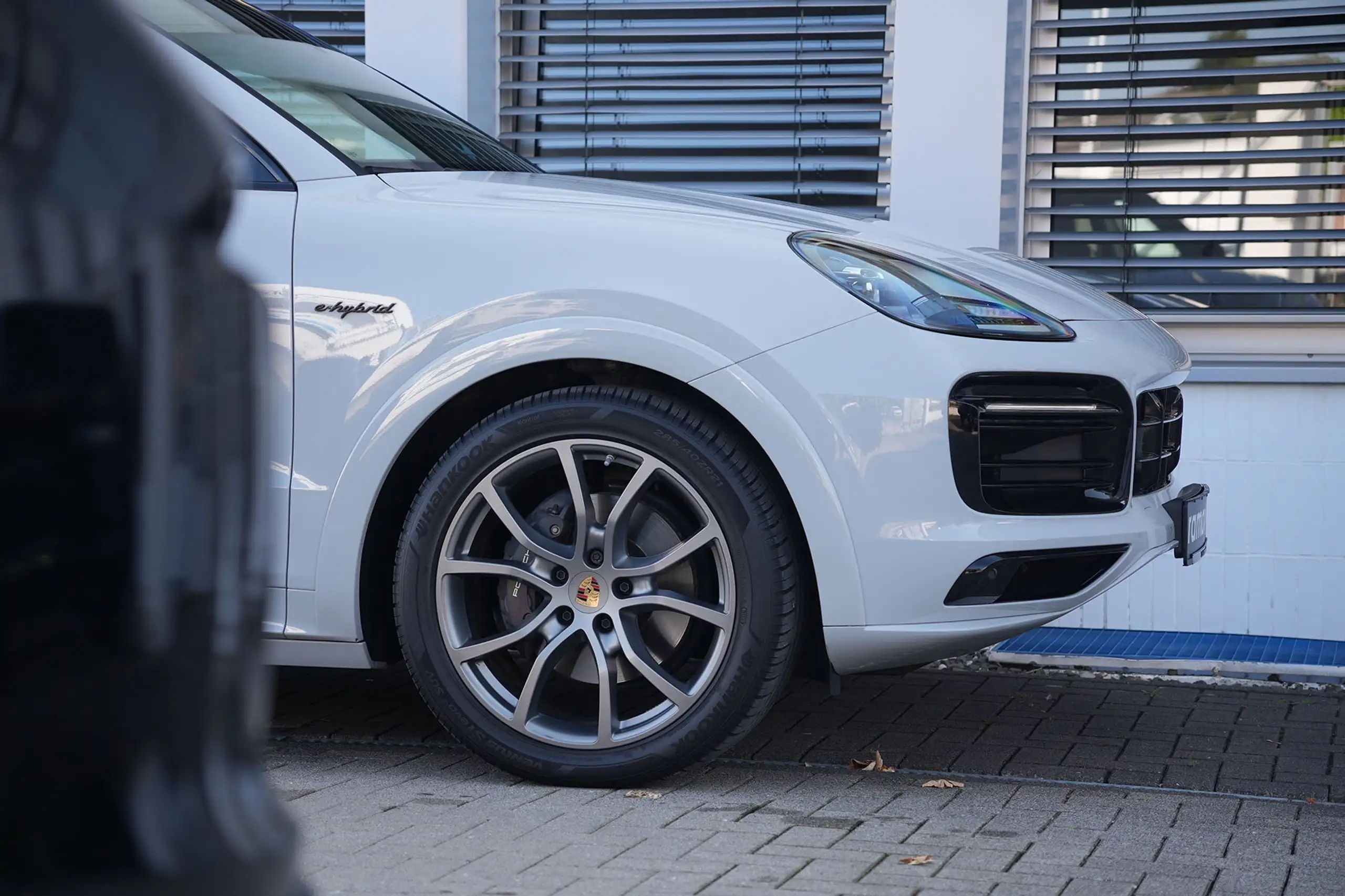 Porsche - Cayenne